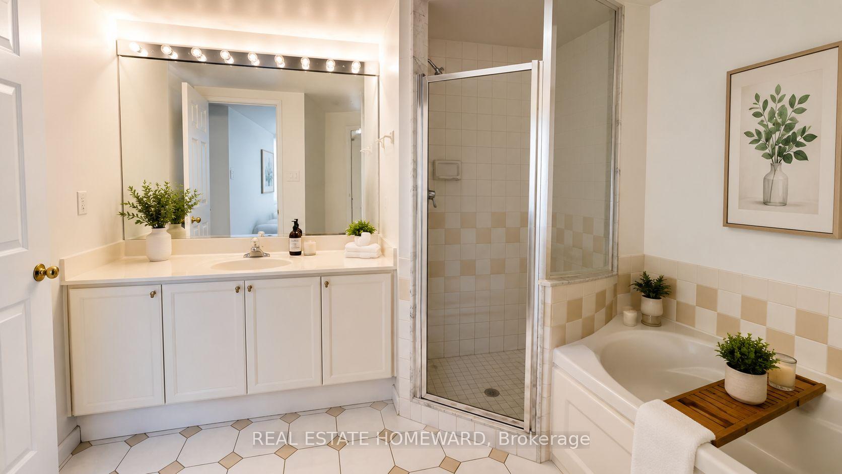Photo 9 of Unit 2012, 101 Subway Crescent, Etobicoke, Islington-City Centre West — HOMEH