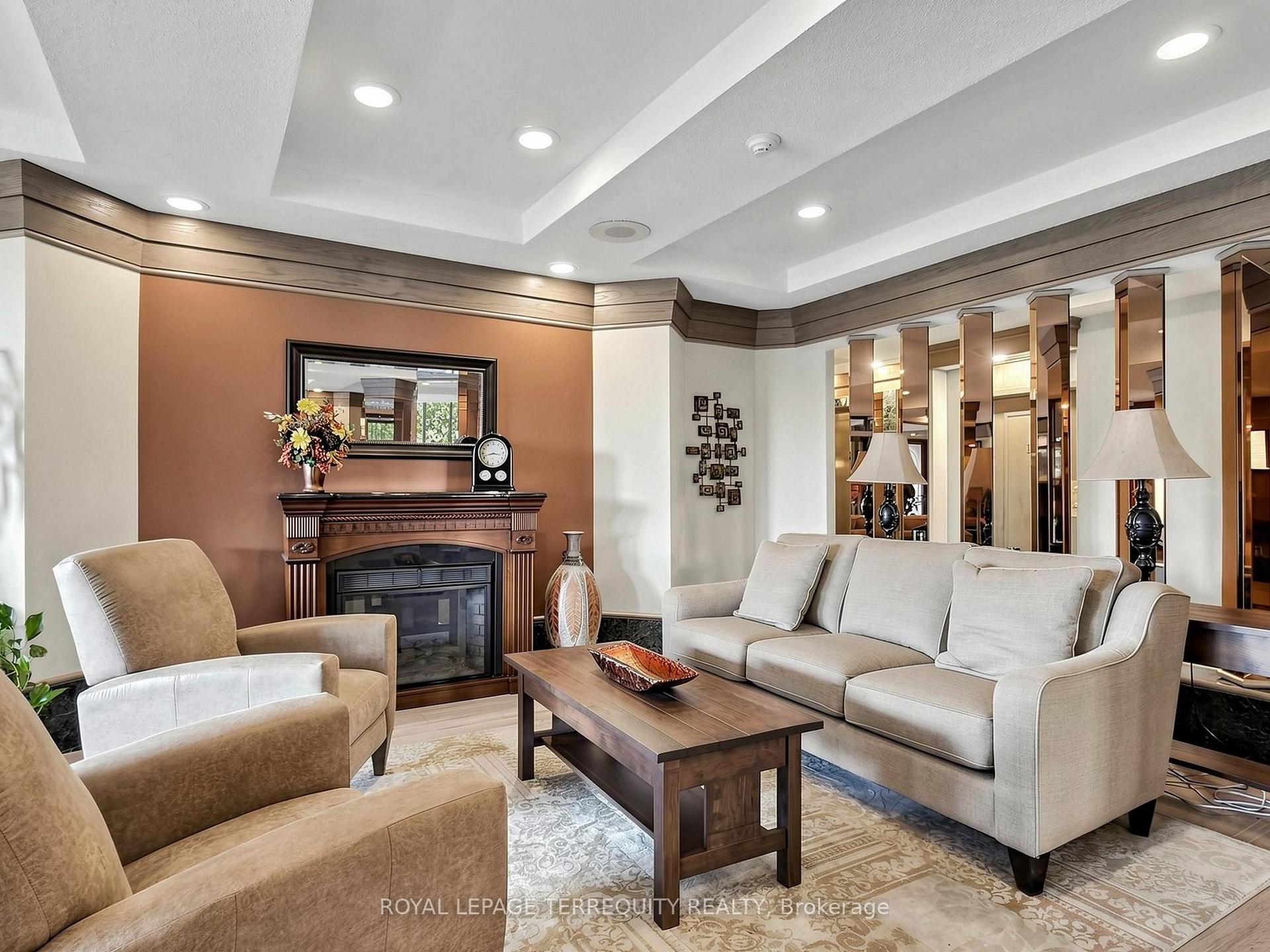 Photo 4 of Unit 1218, 1880 Valley Farm Road, Pickering, Town Centre — HOMEH