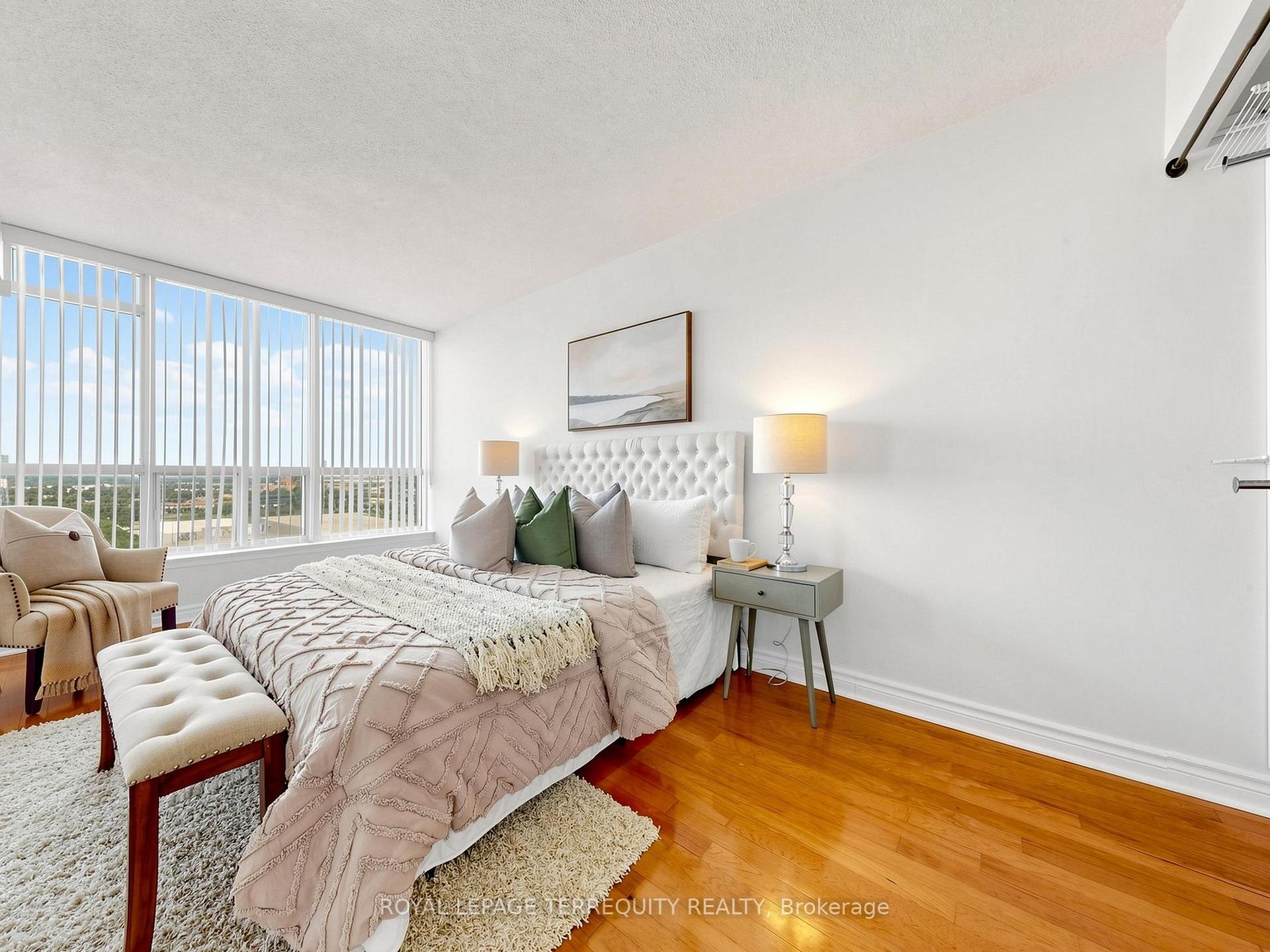 Photo 19 of Unit 1218, 1880 Valley Farm Road, Pickering, Town Centre — HOMEH