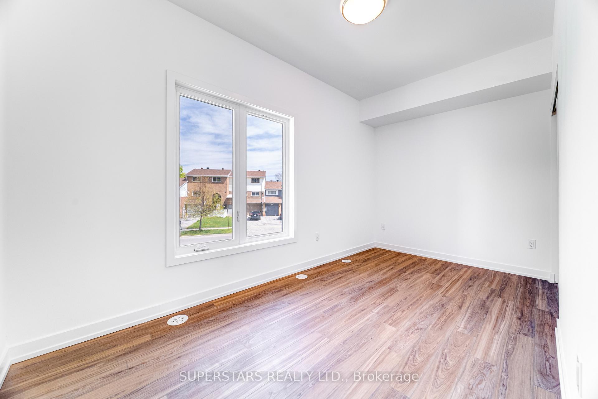 Photo 12 of 31 Calamint Lane, Scarborough, L'Amoreaux — HOMEH