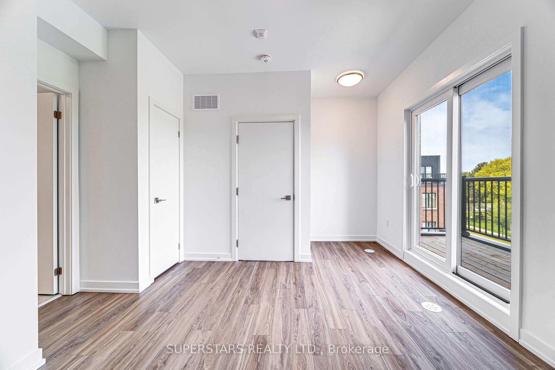 Photo 24 of 31 Calamint Lane, Scarborough, L'Amoreaux — HOMEH