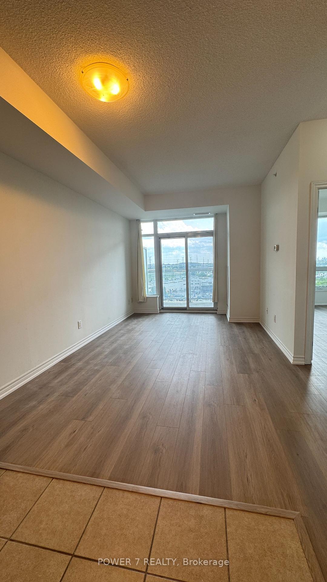Photo 3 of Unit 815, 8323 Kennedy Road, Markham, Village Green-South Unionville — HOMEH