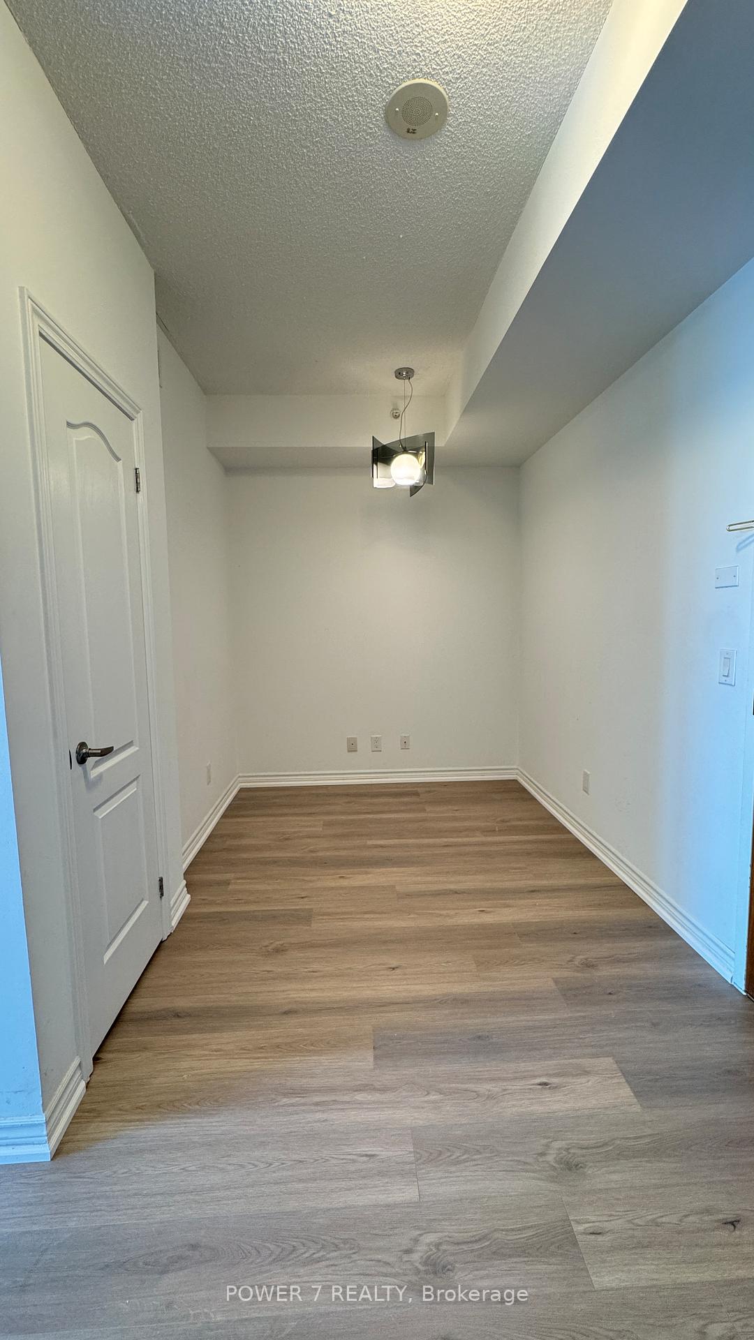 Photo 6 of Unit 815, 8323 Kennedy Road, Markham, Village Green-South Unionville — HOMEH