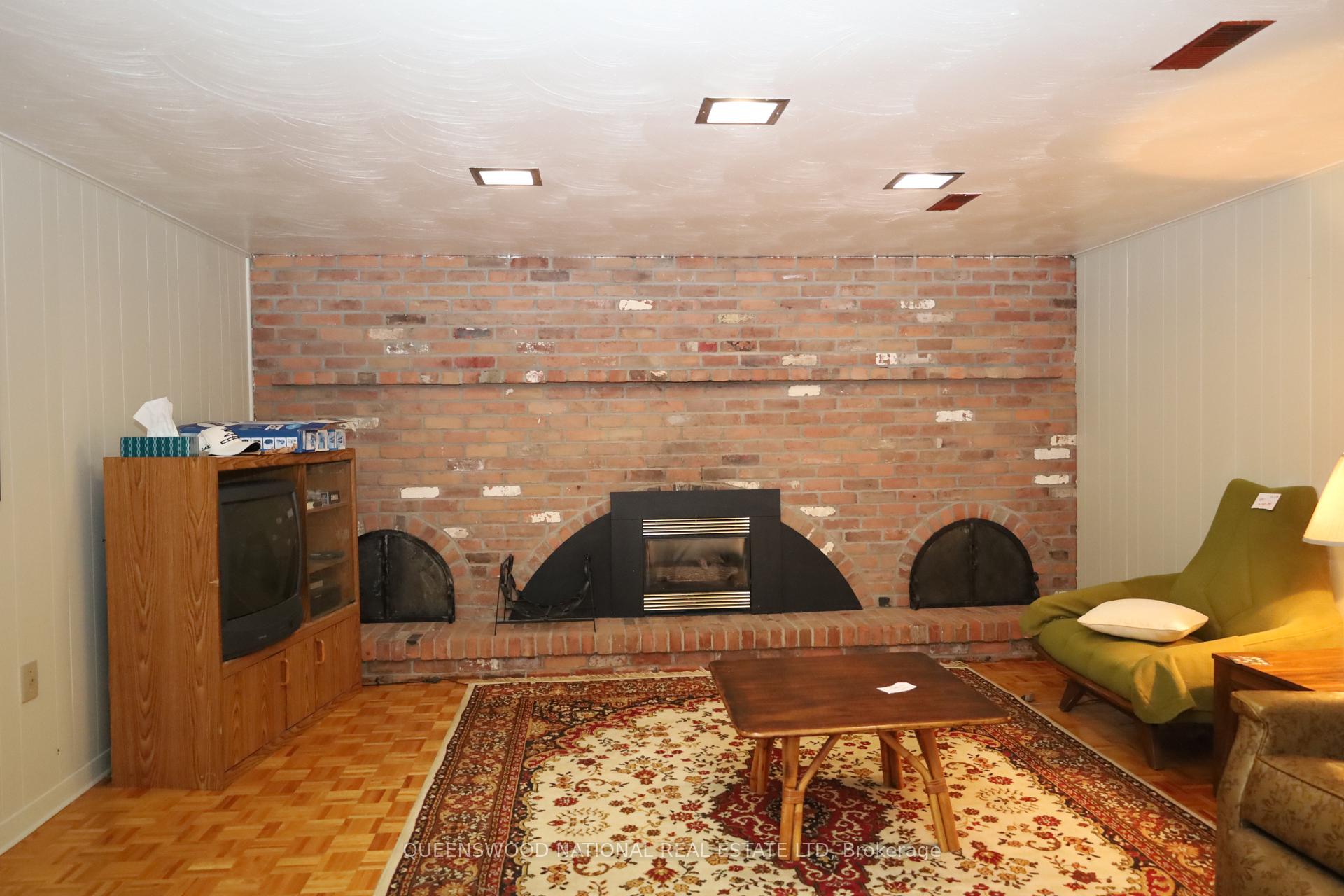 Photo 19 of 1261 Brookline Avenue, Ottawa, Ellwood — HOMEH
