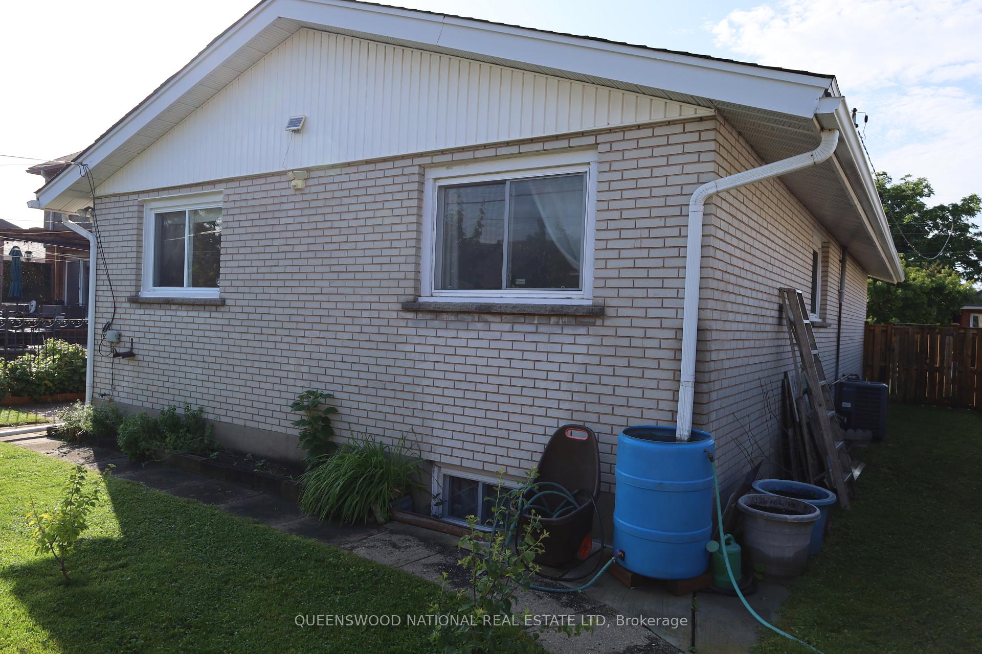 Photo 32 of 1261 Brookline Avenue, Ottawa, Ellwood — HOMEH