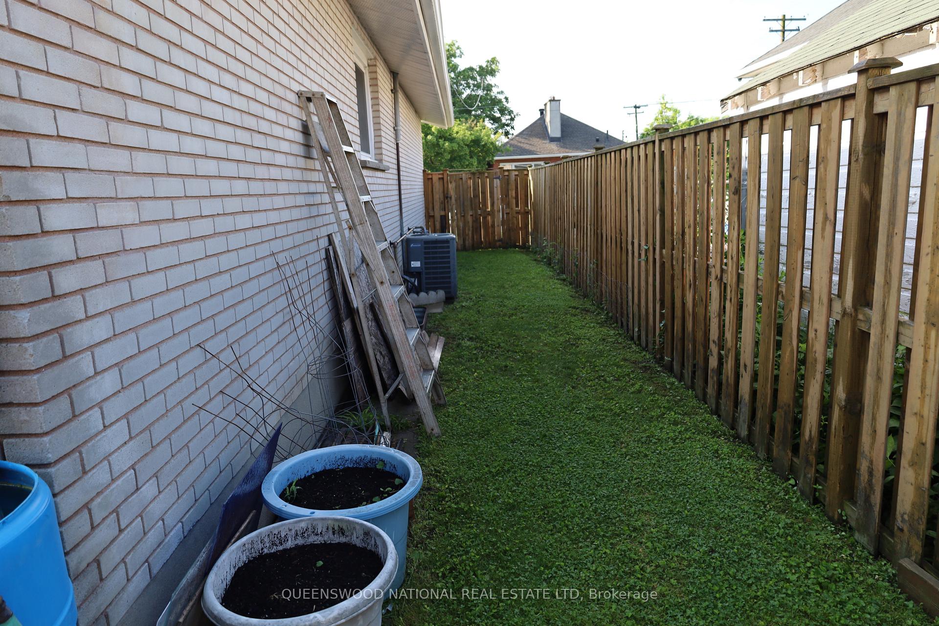 Photo 36 of 1261 Brookline Avenue, Ottawa, Ellwood — HOMEH