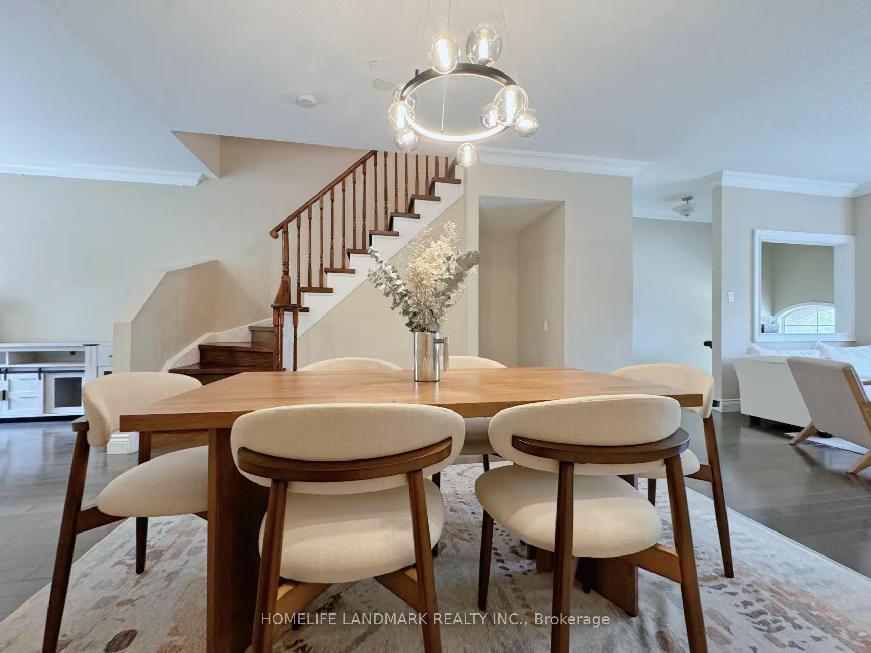 Photo 7 of 54 Bluewater Court, Etobicoke, Mimico — HOMEH