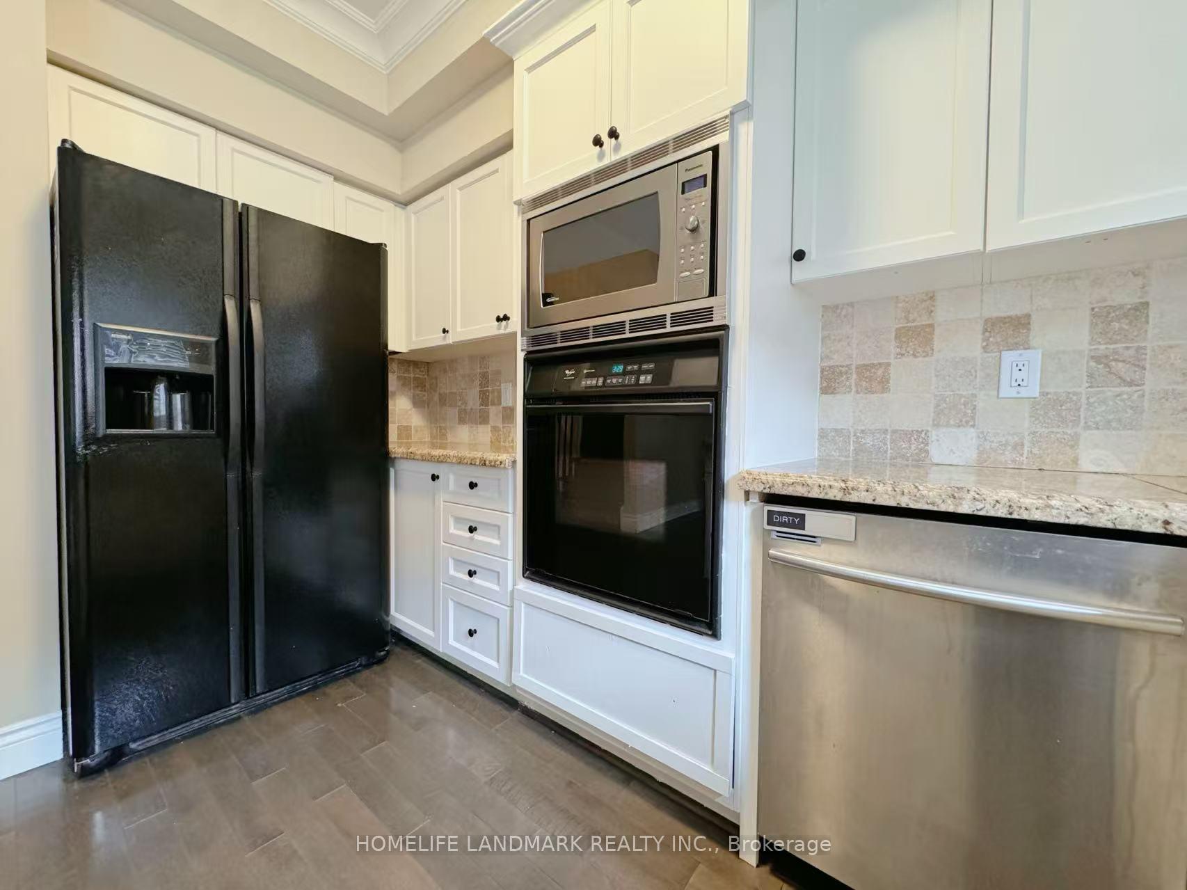 Photo 9 of 54 Bluewater Court, Etobicoke, Mimico — HOMEH