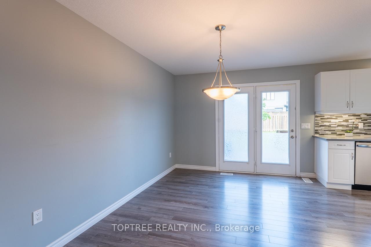 Photo 5 of Unit 59, 1061 Eagletrace Drive, London, North S — HOMEH