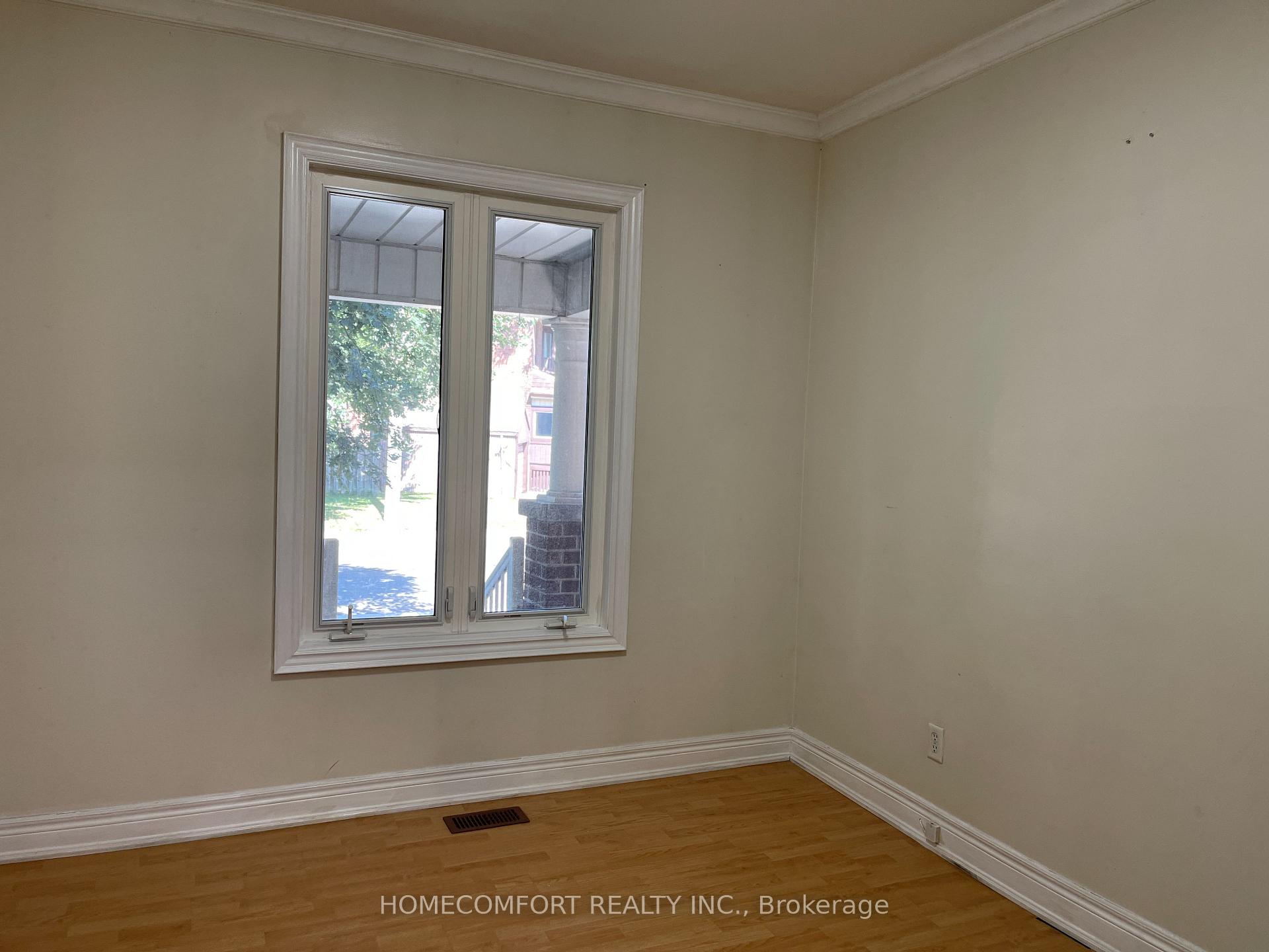 Photo 13 of Unit Main, 83 Hounslow Heath Road, Toronto, Weston-Pellam Park — HOMEH