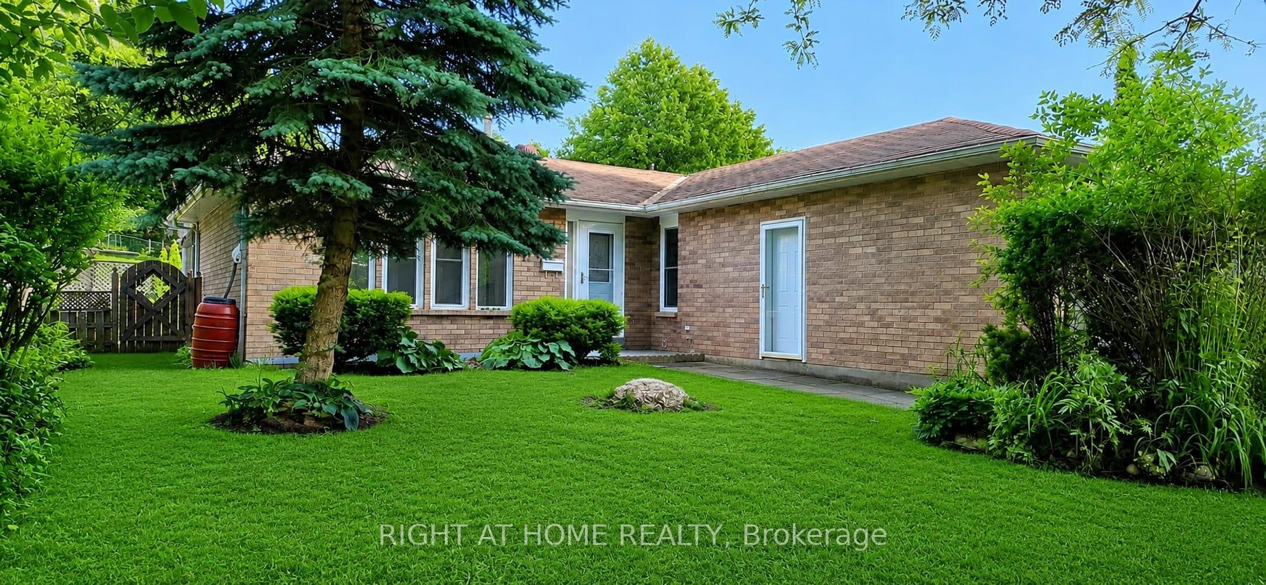 Photo 5 of 941 Victoria Street, Midland — HOMEH