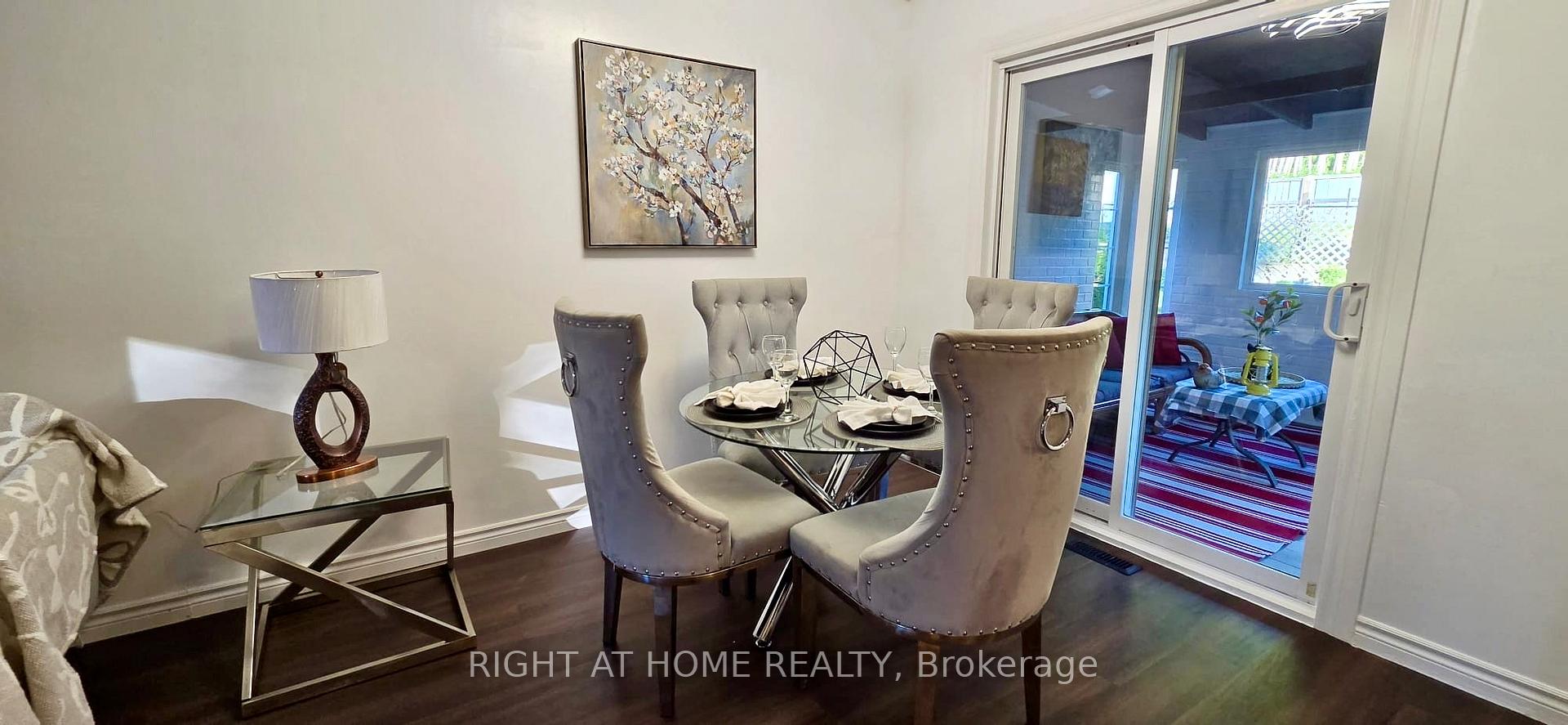 Photo 13 of 941 Victoria Street, Midland — HOMEH