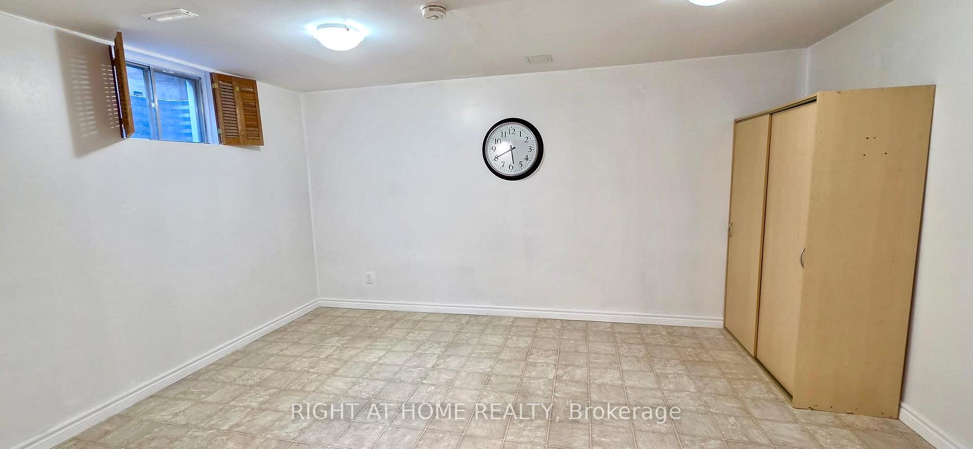 Photo 36 of 941 Victoria Street, Midland — HOMEH