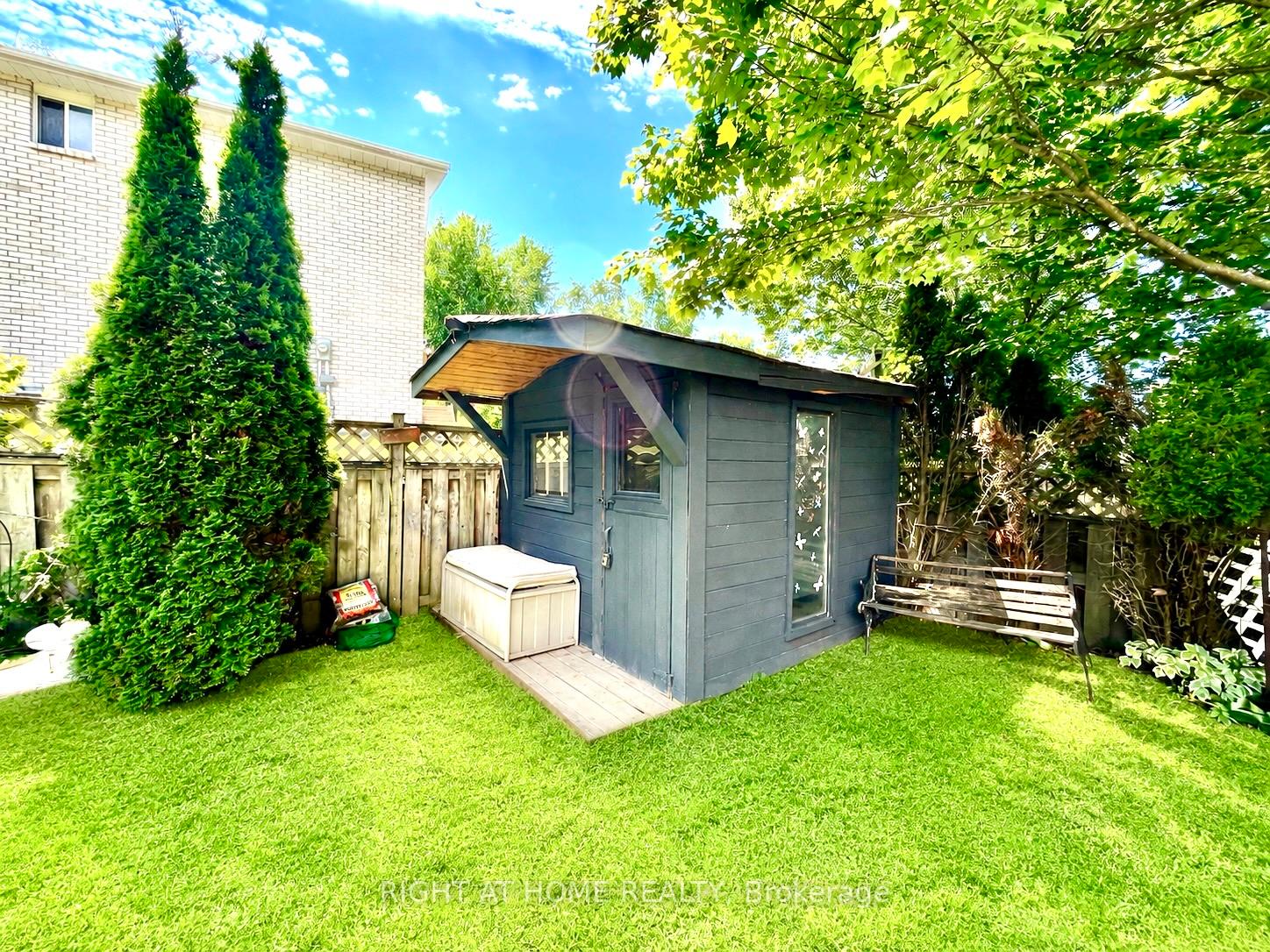 Photo 47 of 941 Victoria Street, Midland — HOMEH