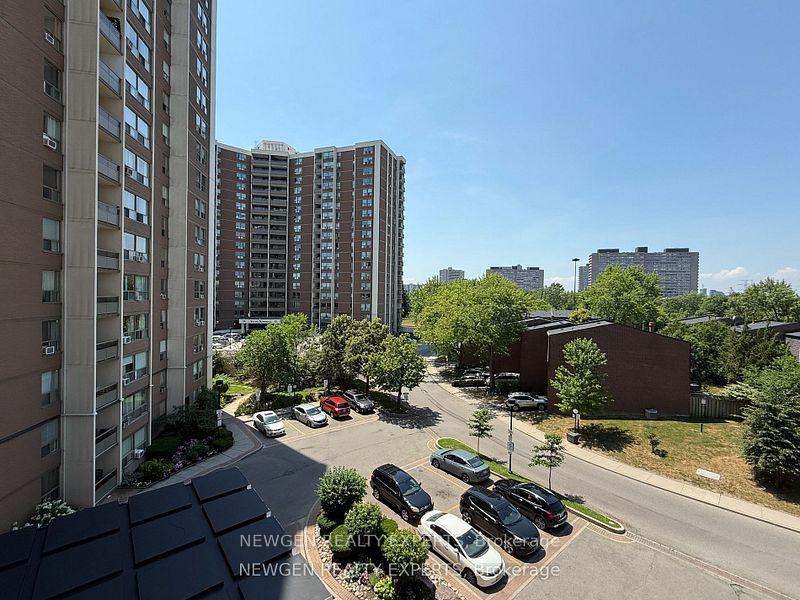 Photo 22 of Unit 512, 5 Vicora Linkway Way, Toronto, Flemingdon Park — HOMEH