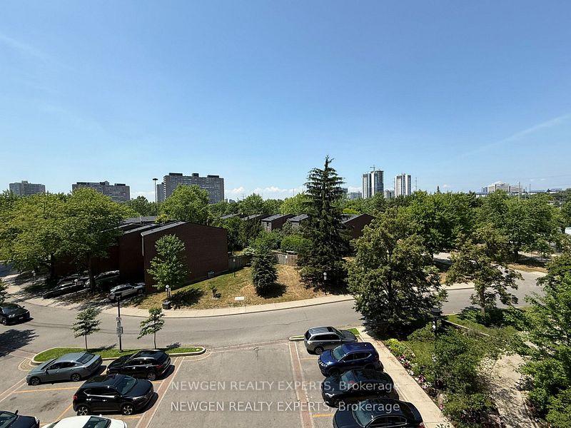 Photo 23 of Unit 512, 5 Vicora Linkway Way, Toronto, Flemingdon Park — HOMEH