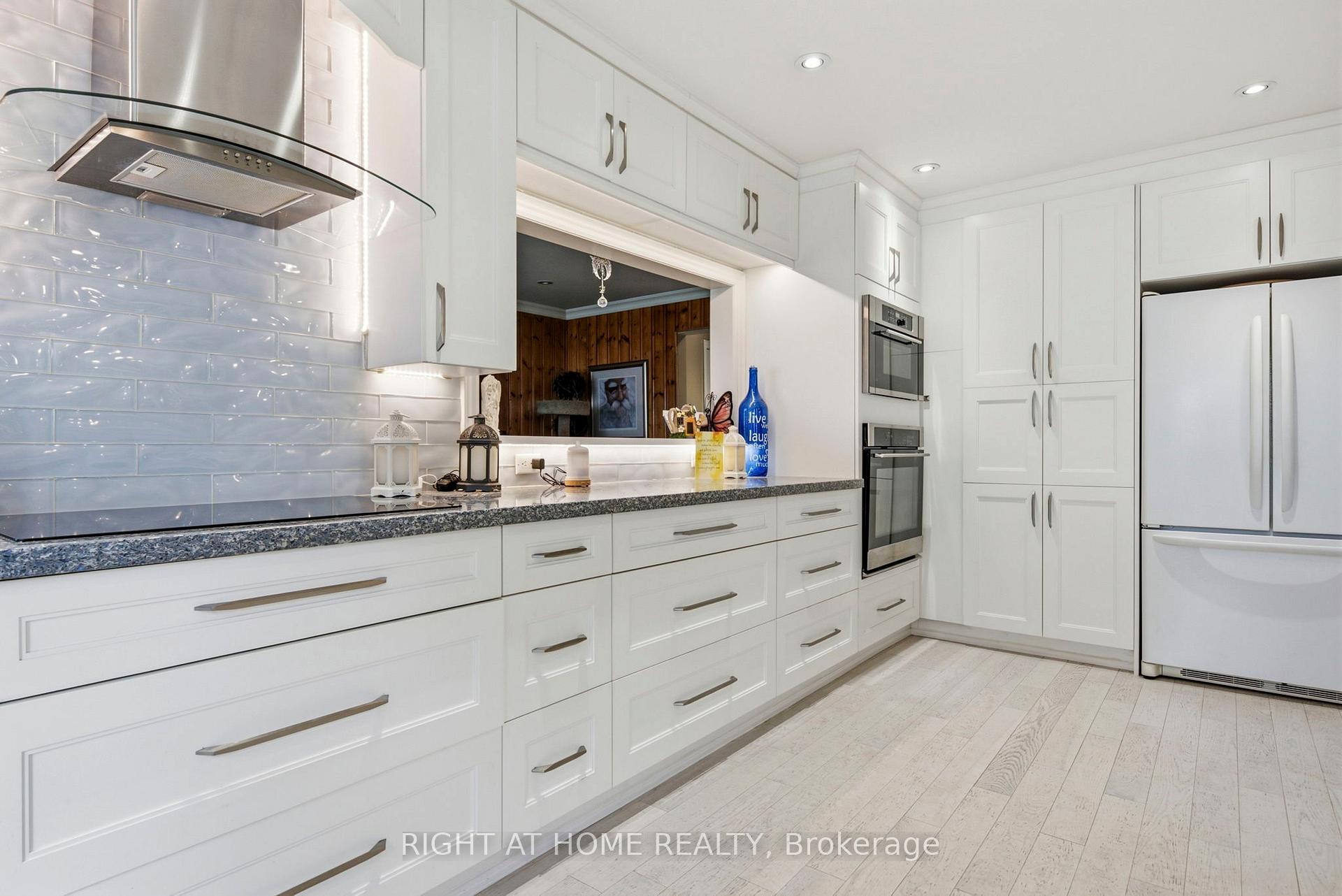 Photo 16 of 7 Polygon Court, Brampton, Heart Lake West — HOMEH