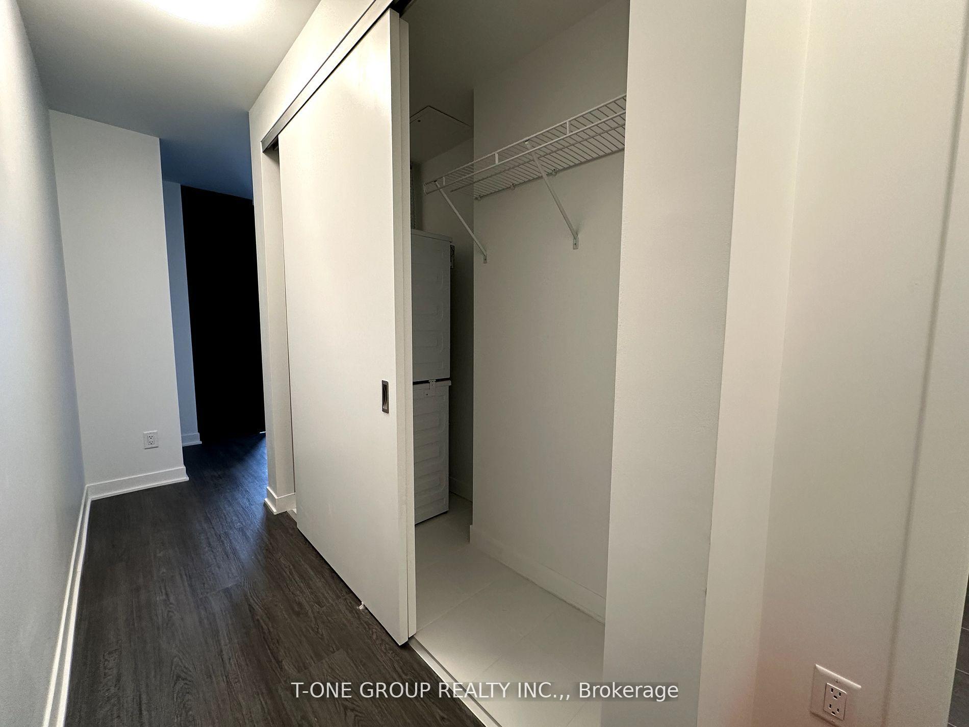 Photo 3 of Unit 803, 185 Alberta Avenue, Toronto, Oakwood Village — HOMEH