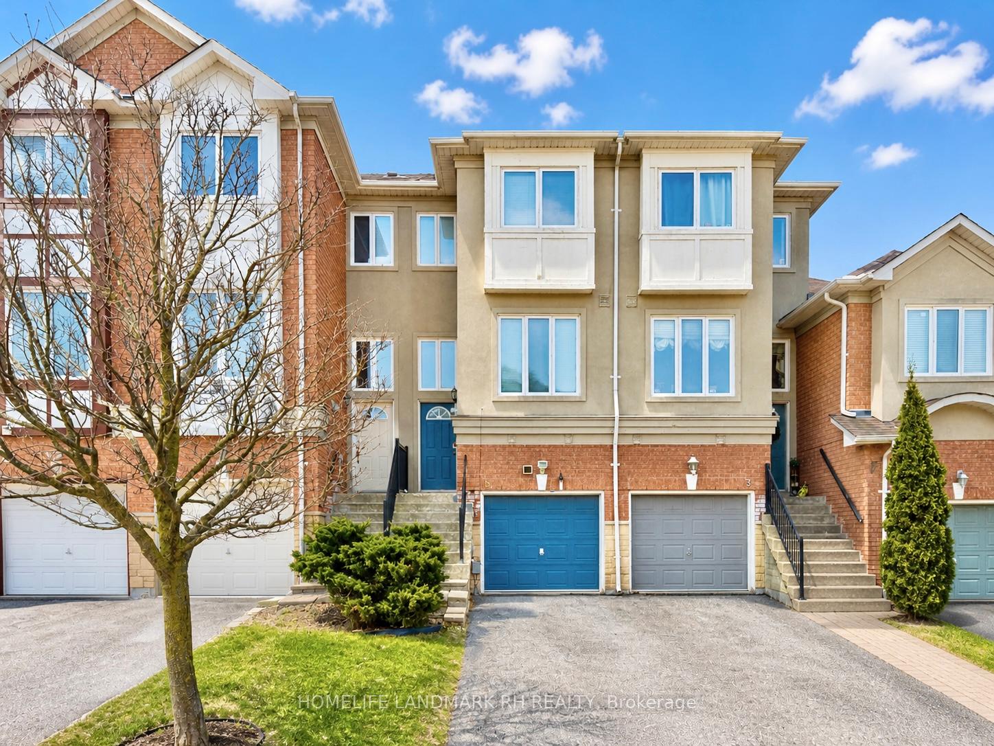 Photo 1 of 5 Coburg Crescent, Richmond Hill, Langstaff — HOMEH