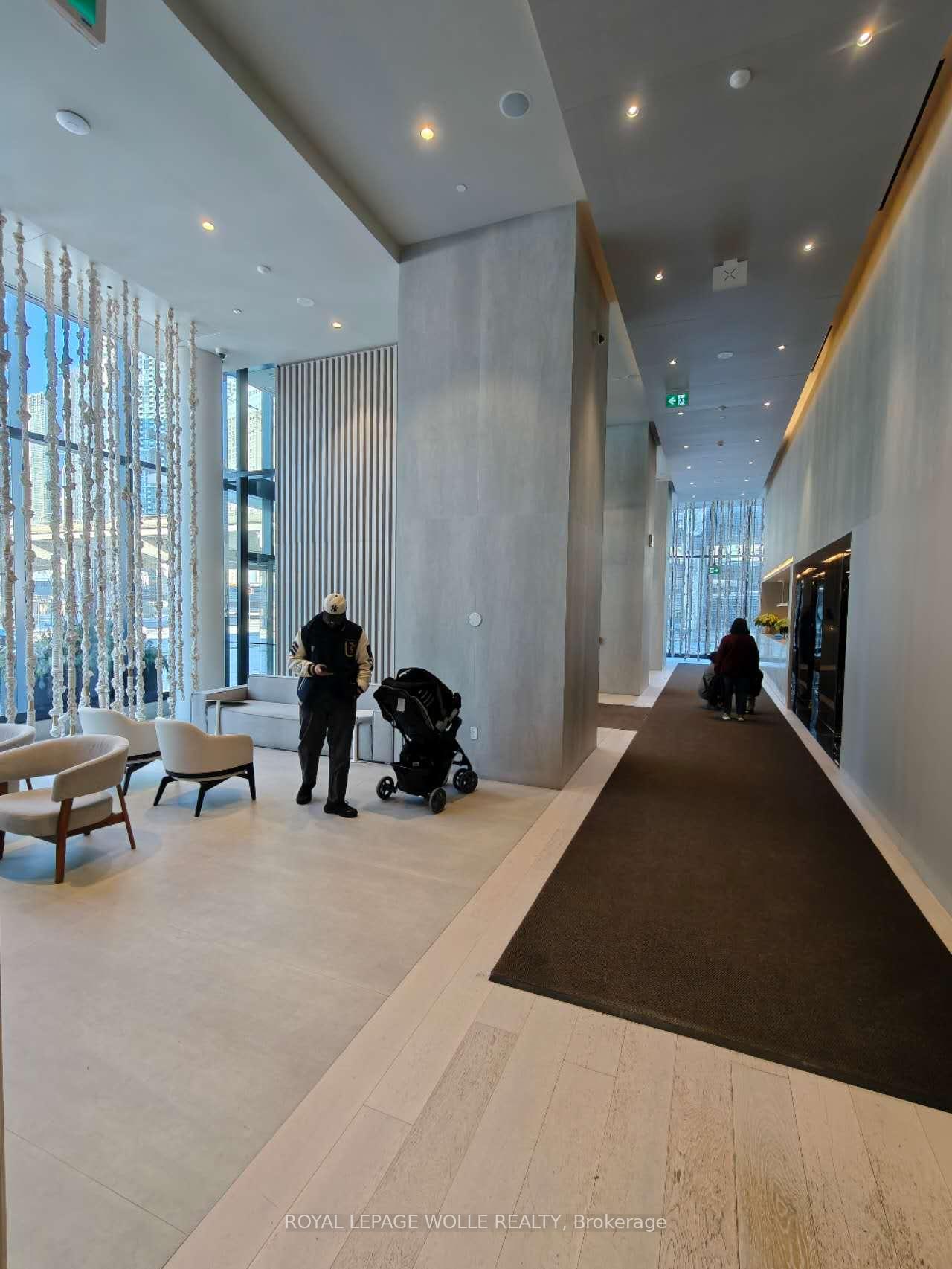 Photo 4 of Unit 6008, 55 Cooper Street, Toronto, Waterfront Communities — HOMEH