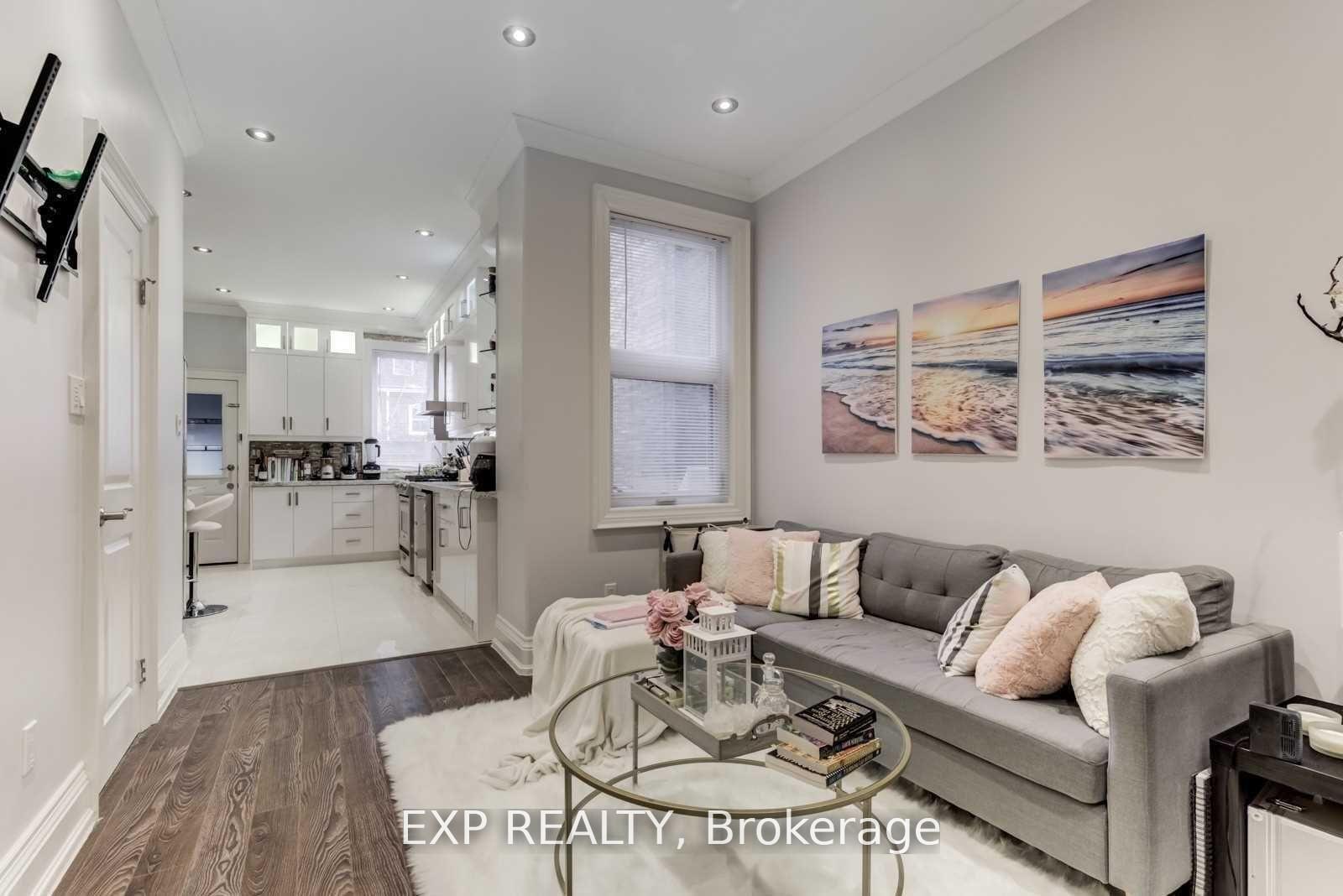Photo 2 of 120 Mcgill Street, Toronto, Church-Yonge Corridor — HOMEH