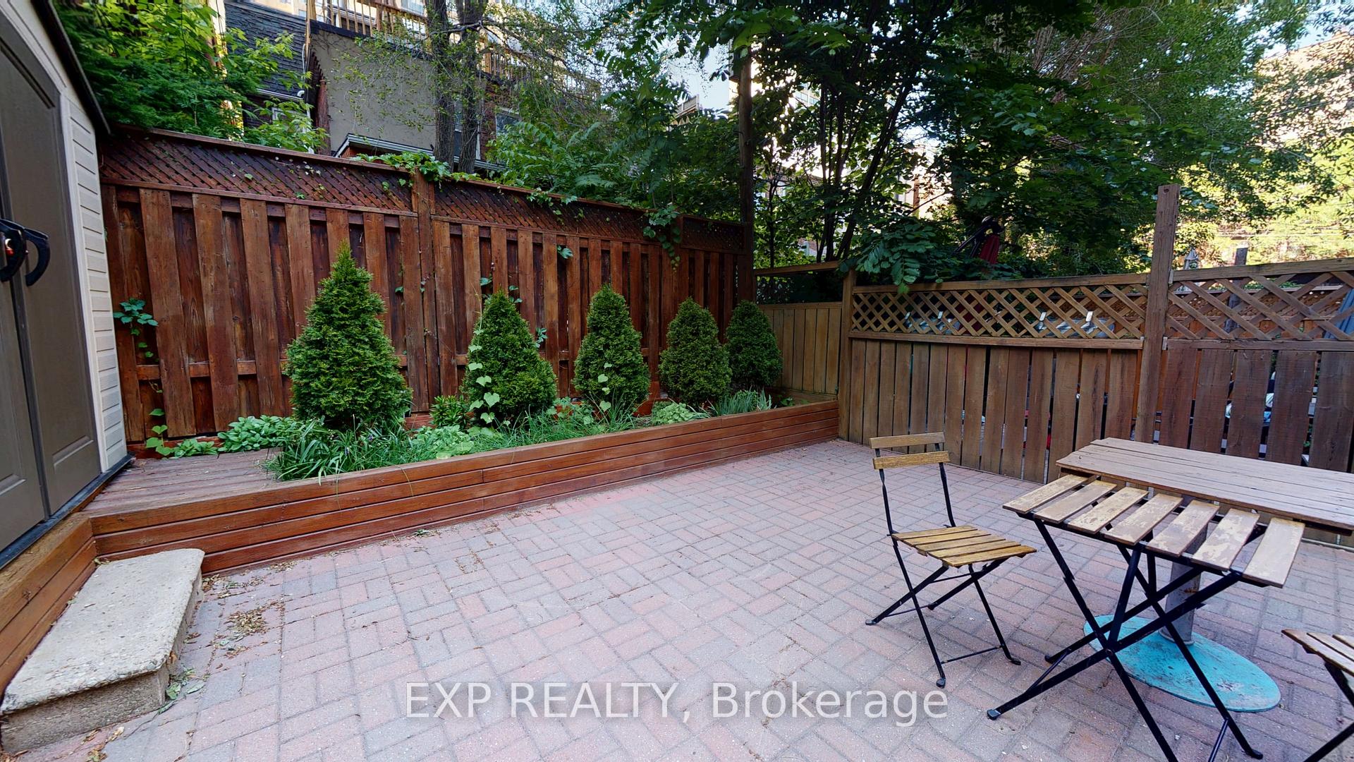 Photo 9 of 120 Mcgill Street, Toronto, Church-Yonge Corridor — HOMEH