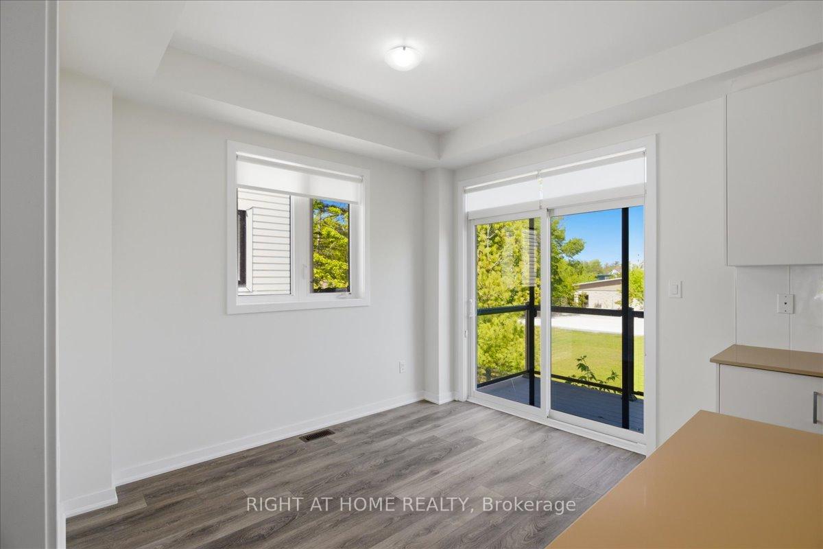 Photo 16 of 9 Bremont Way, Wasaga Beach — HOMEH