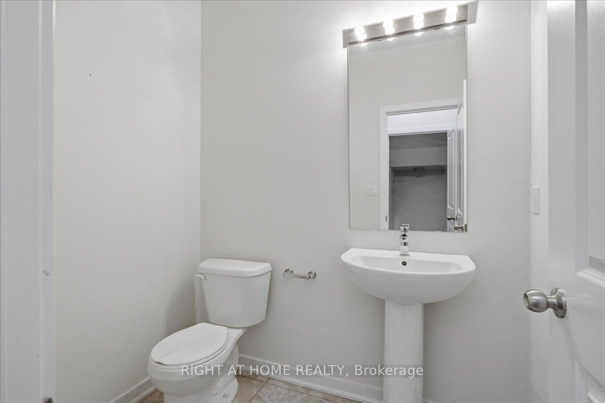Photo 21 of 9 Bremont Way, Wasaga Beach — HOMEH
