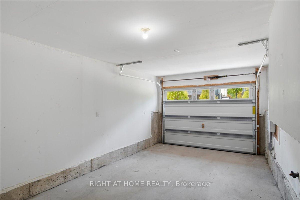 Photo 32 of 9 Bremont Way, Wasaga Beach — HOMEH