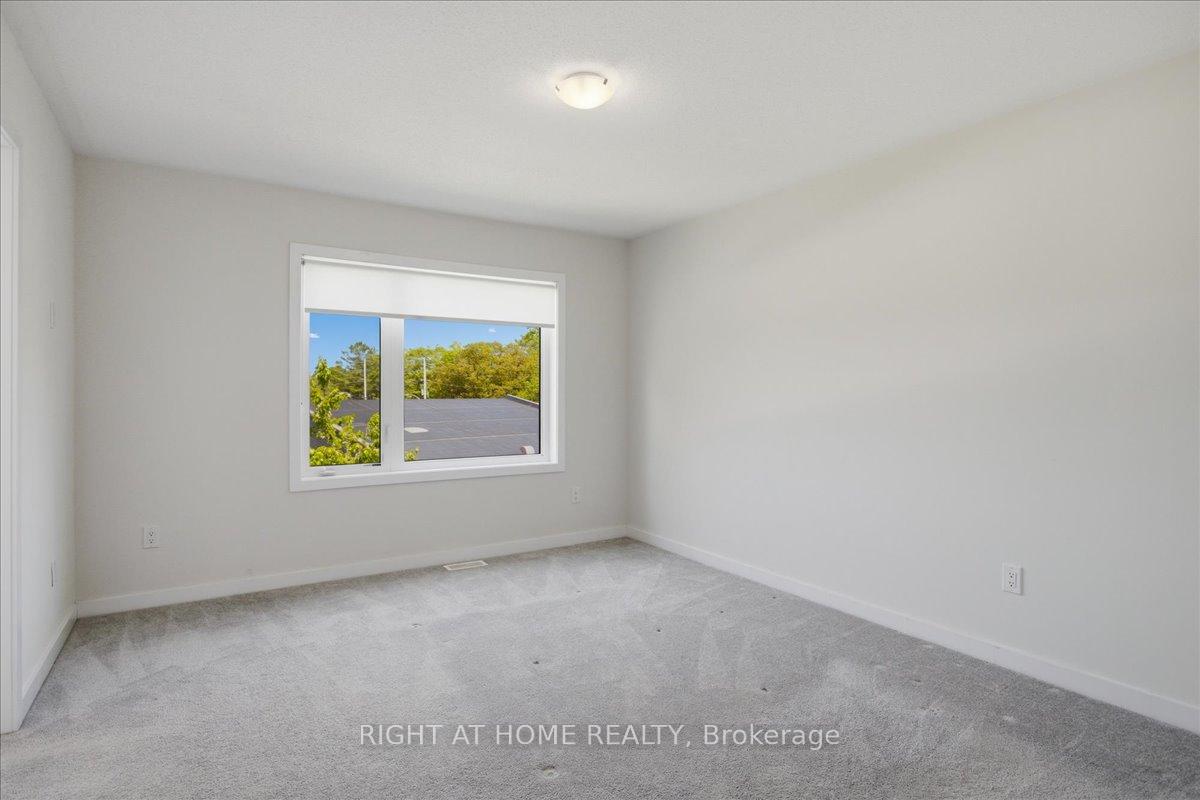 Photo 34 of 9 Bremont Way, Wasaga Beach — HOMEH