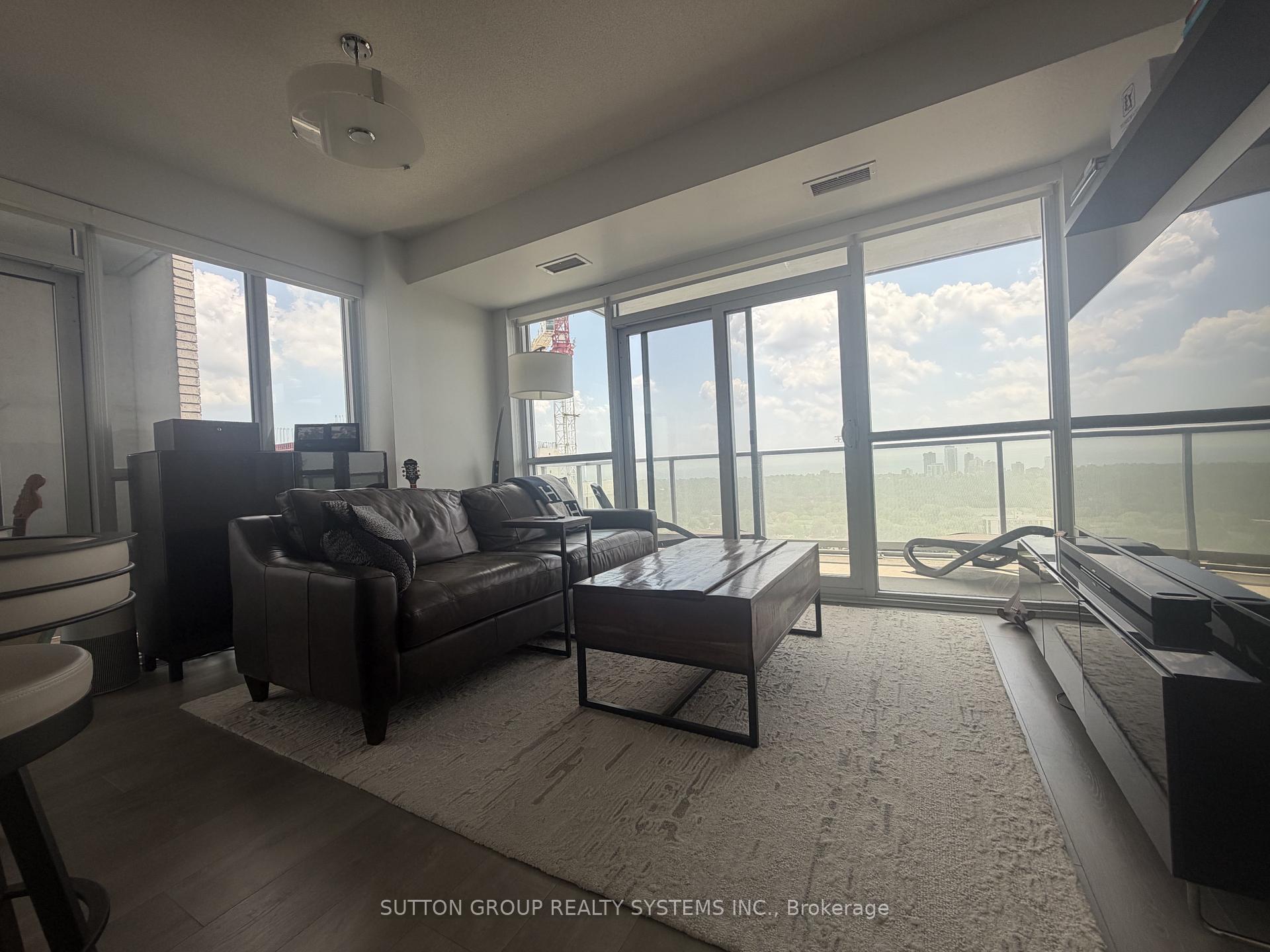 Photo 11 of Unit 24, 2087 Fairview Street, Burlington, Freeman — HOMEH