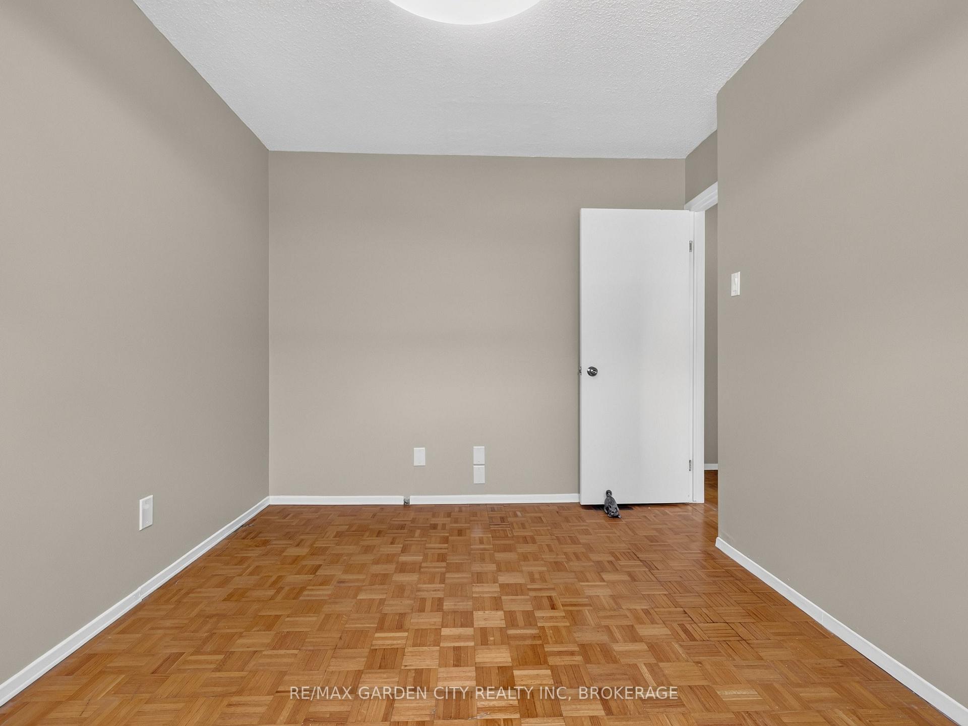 Photo 17 of Unit 77, 286 Cushman Road, St. Catharines, Carlton/Bunting — HOMEH