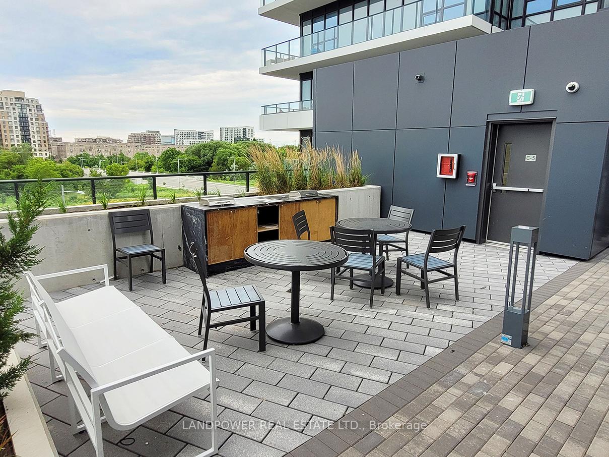 Photo 6 of Unit 503, 8 Water Walk Drive, Markham, Unionville — HOMEH