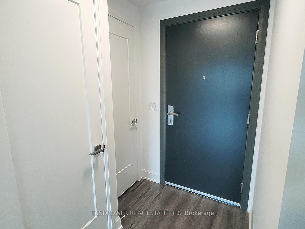 Photo 19 of Unit 503, 8 Water Walk Drive, Markham, Unionville — HOMEH