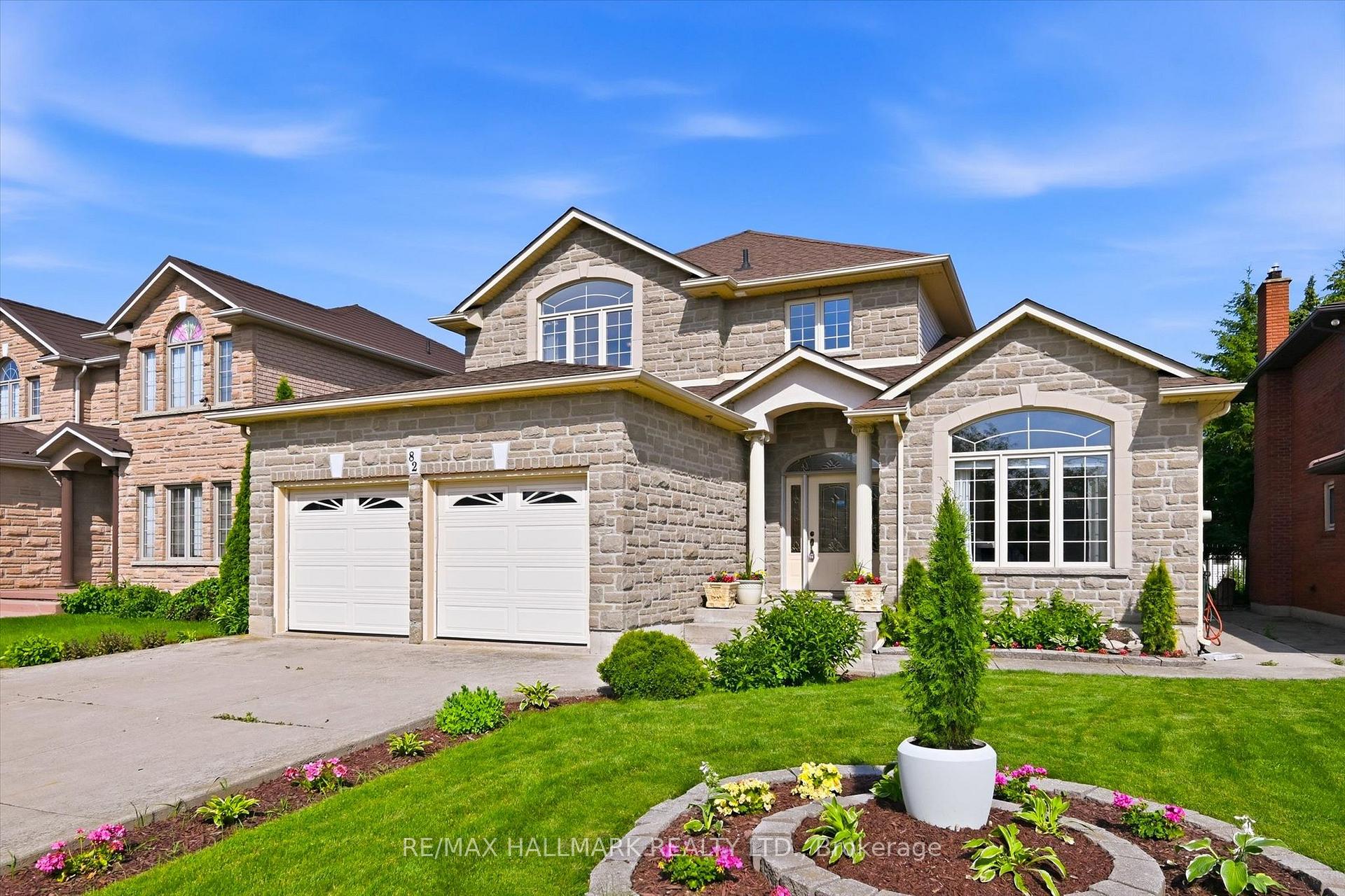 Photo 2 of 82 Second Road W, Hamilton, Stoney Creek Mountain — HOMEH