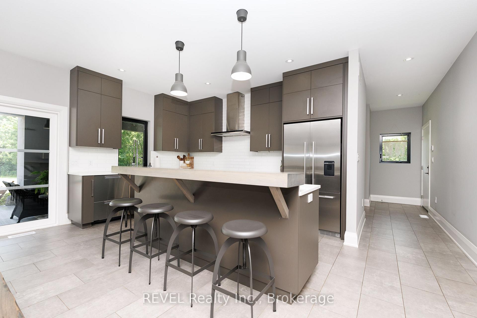 Photo 12 of 1009 Canboro Road, Pelham, Fenwick — HOMEH