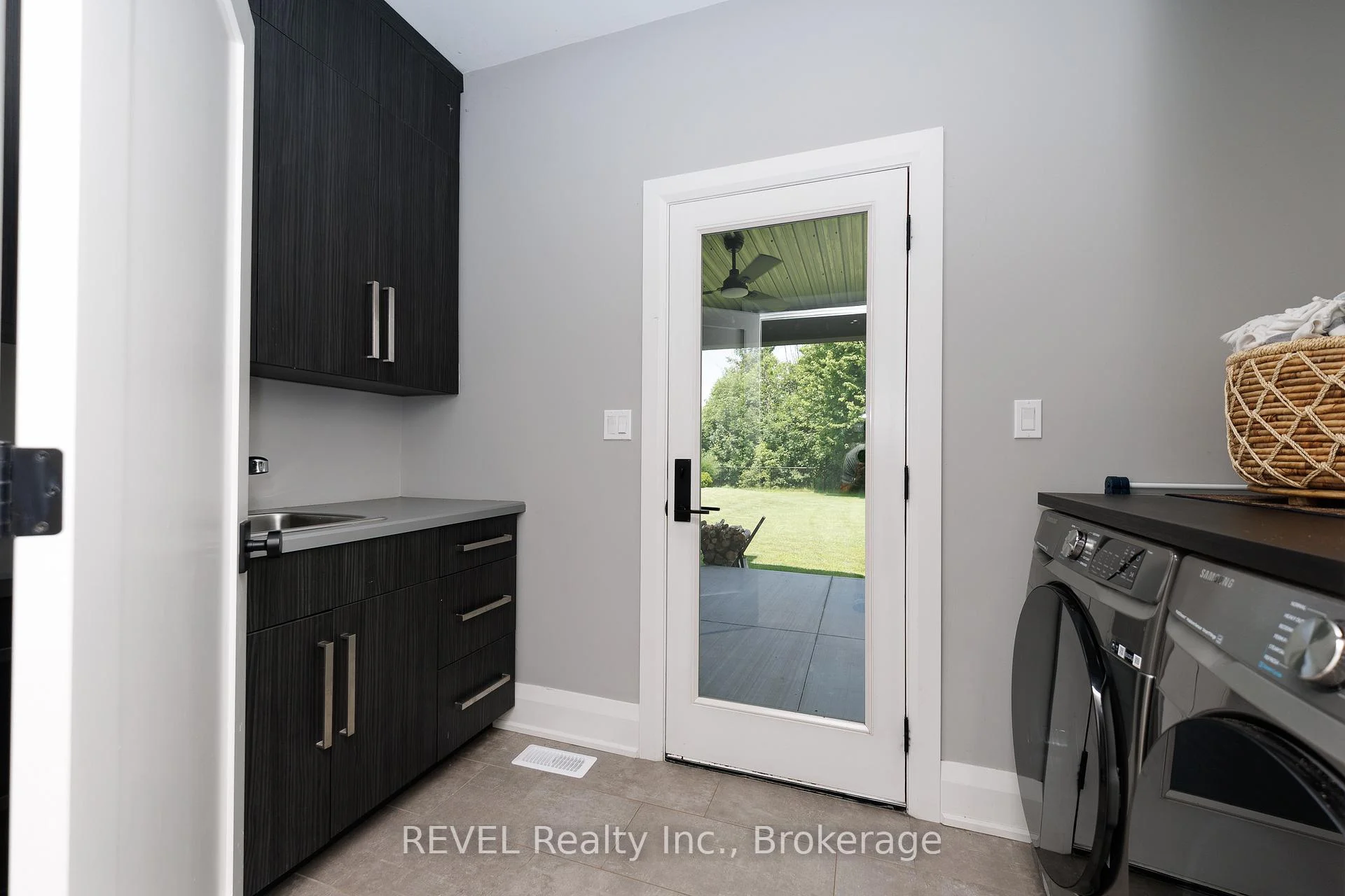 Photo 23 of 1009 Canboro Road, Pelham, Fenwick — HOMEH