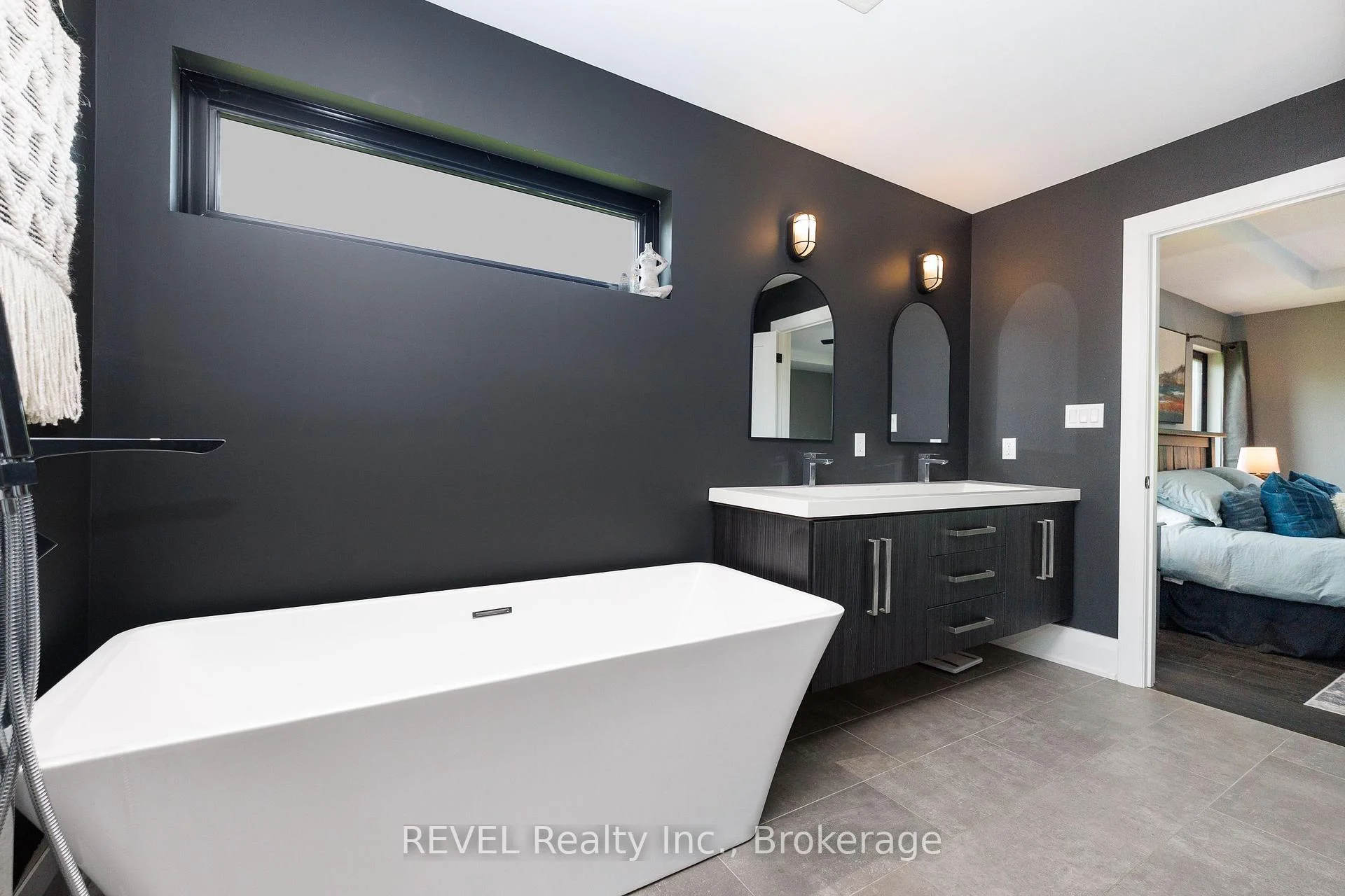 Photo 35 of 1009 Canboro Road, Pelham, Fenwick — HOMEH
