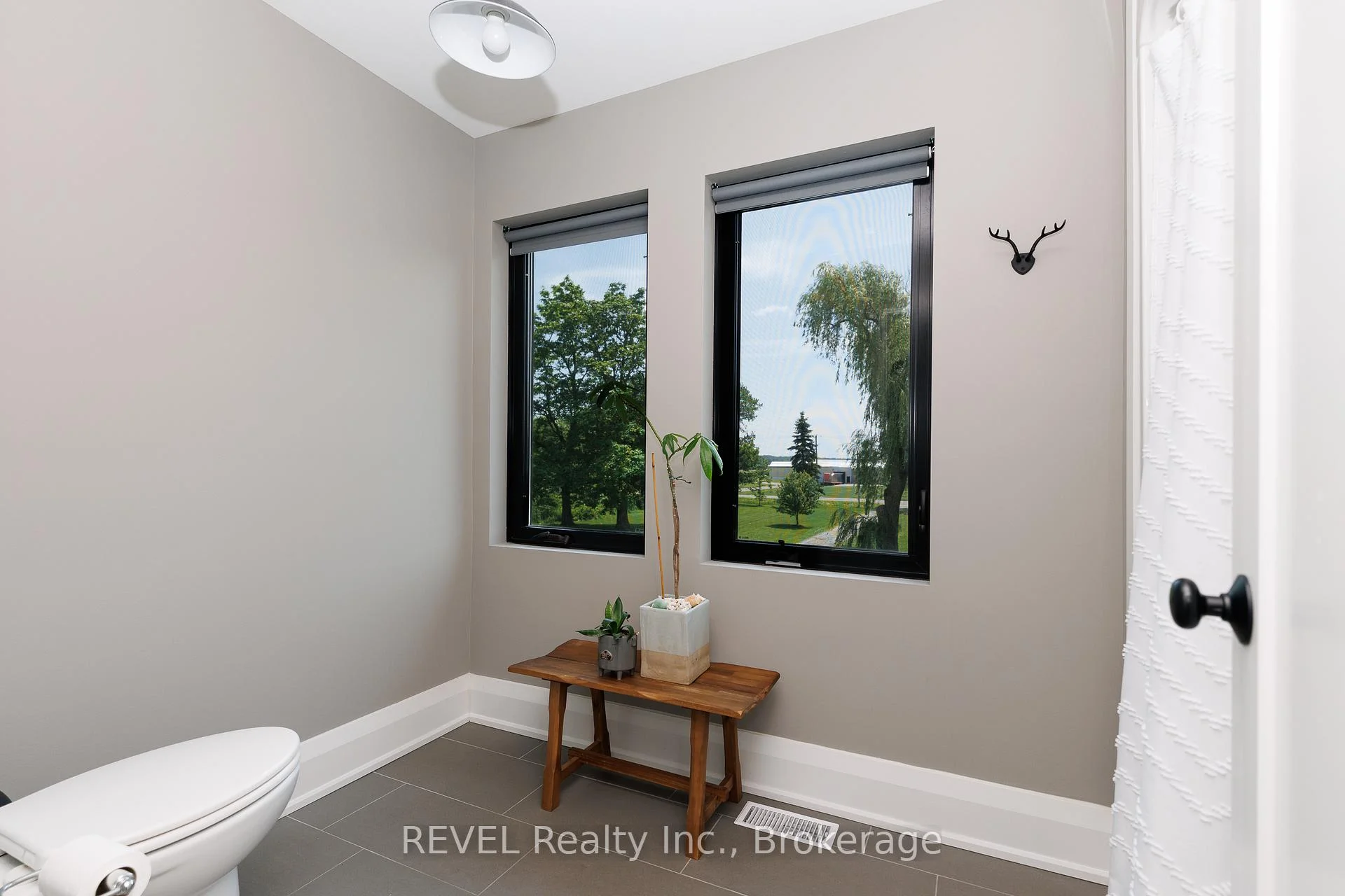 Photo 51 of 1009 Canboro Road, Pelham, Fenwick — HOMEH