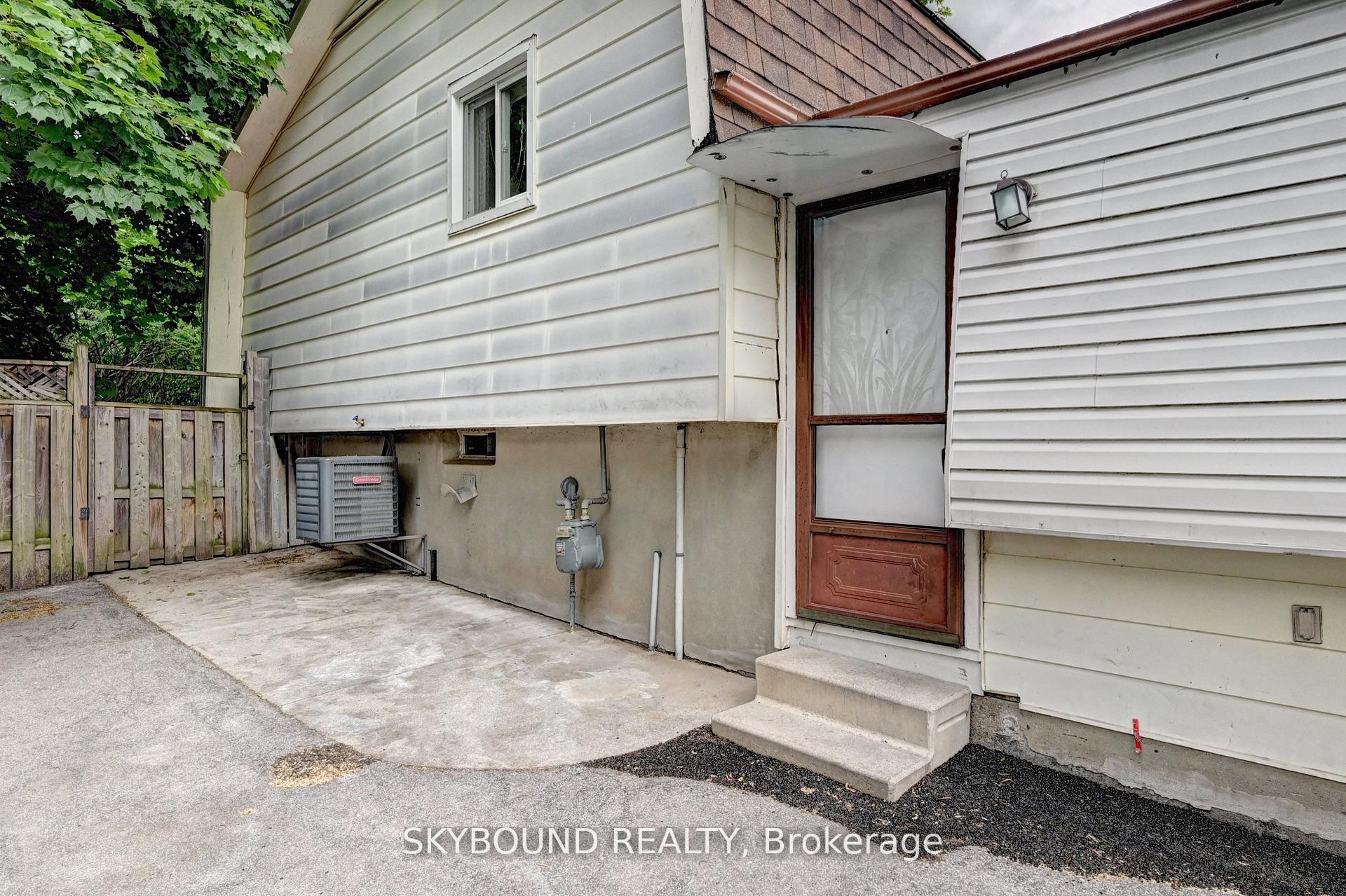 Photo 7 of 48 Cluthe Crescent, Kitchener, Brigadoon — HOMEH