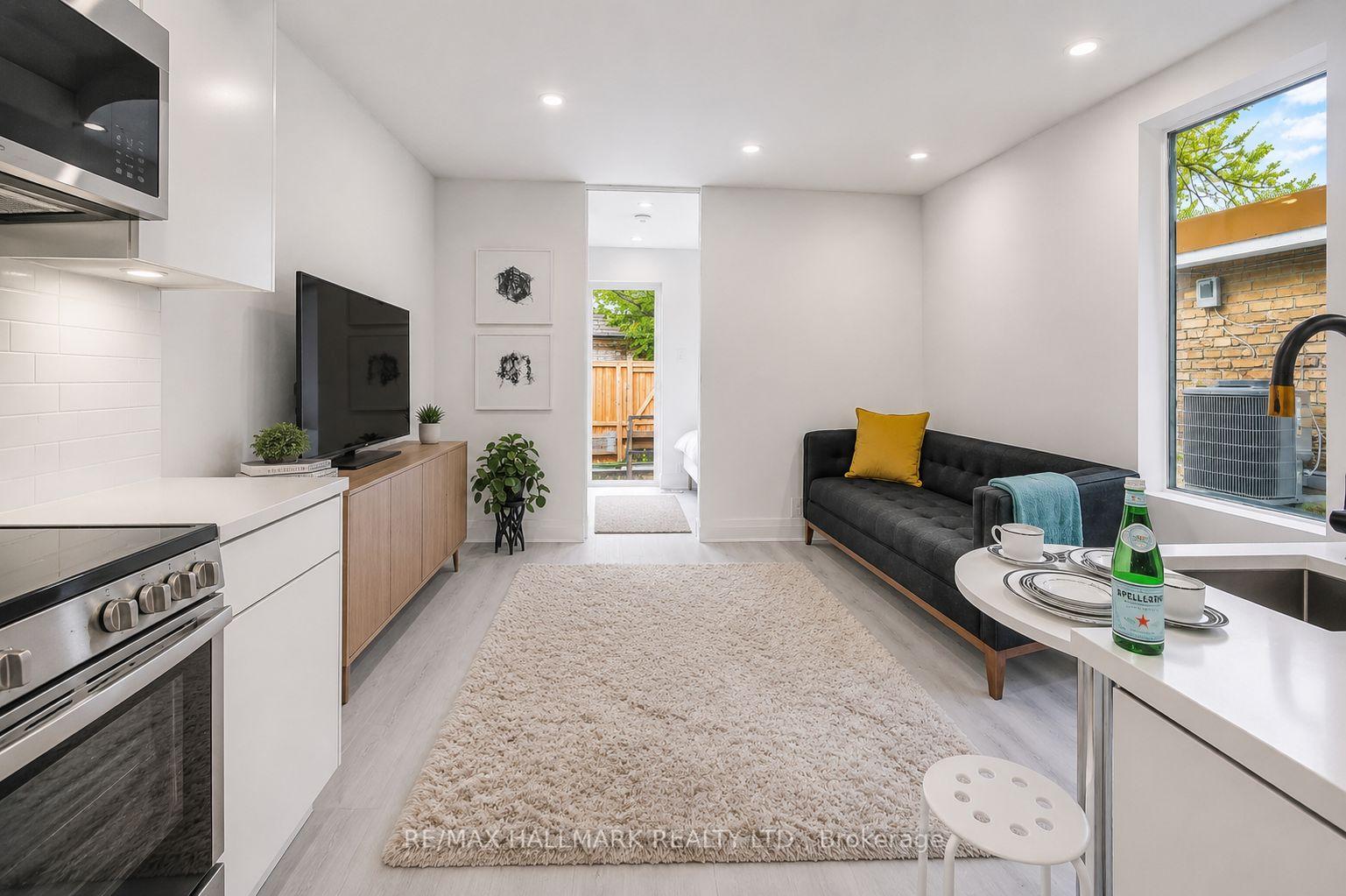 Photo 1 of Unit 2, 415 Dundas Street E, Toronto, Moss Park — HOMEH