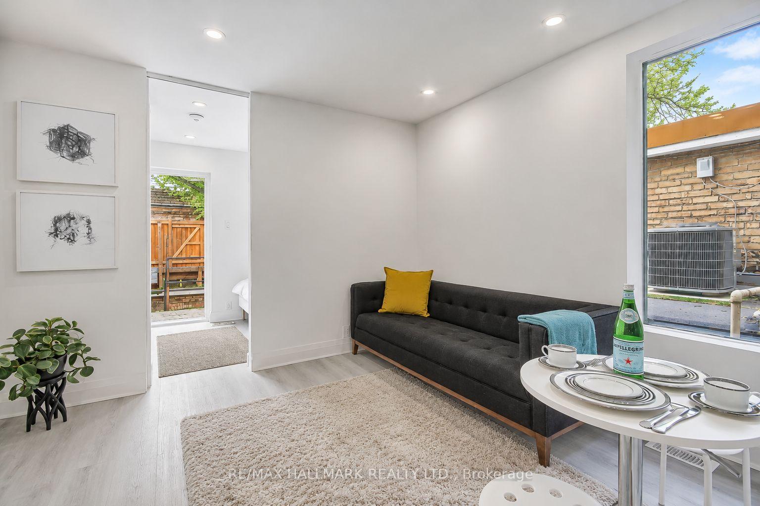 Photo 2 of Unit 2, 415 Dundas Street E, Toronto, Moss Park — HOMEH