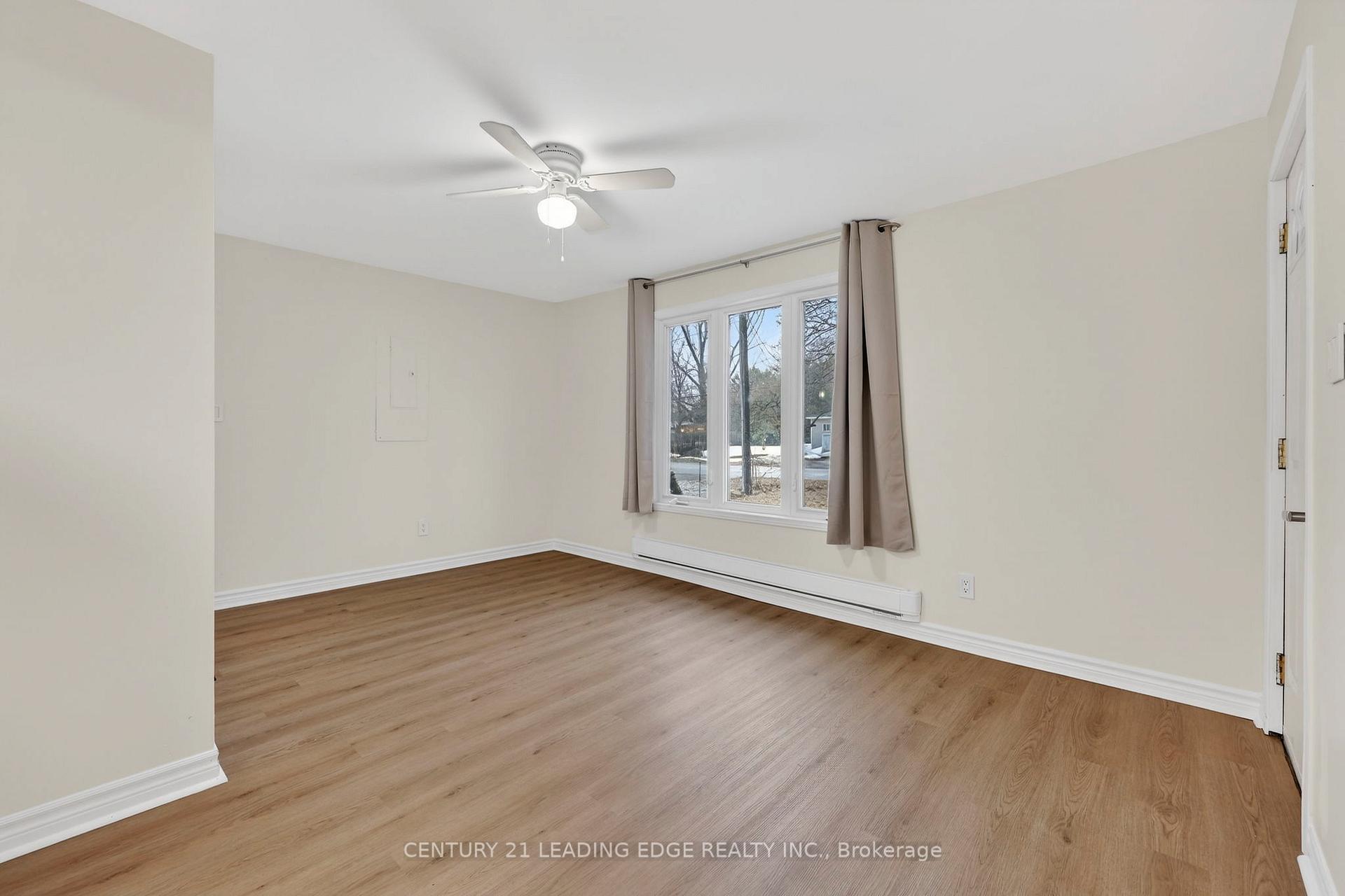 Photo 12 of 2073 Kate Avenue, Innisfil, Alcona — HOMEH