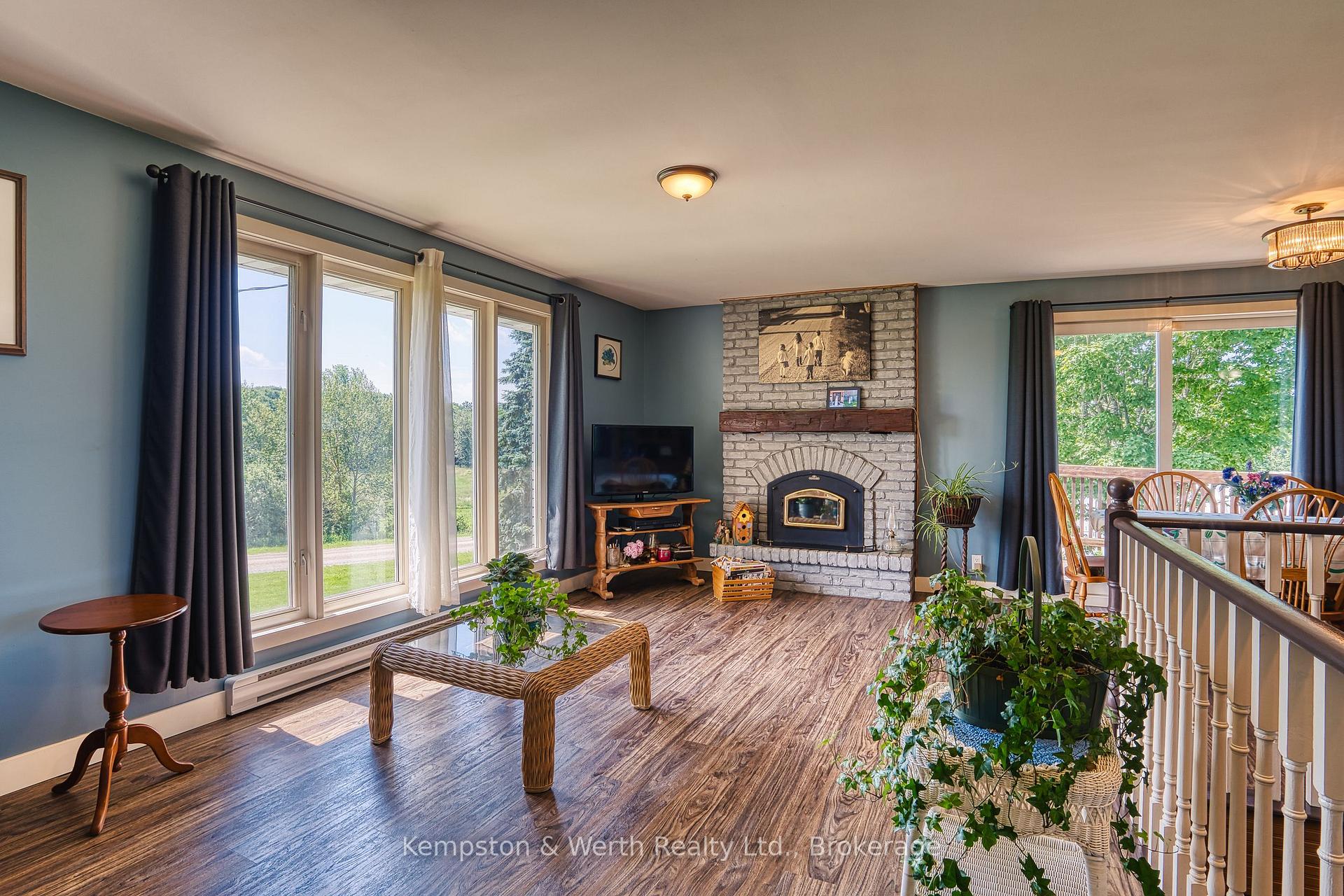 Photo 7 of 8660 146 Road, North Perth, Wallace — HOMEH