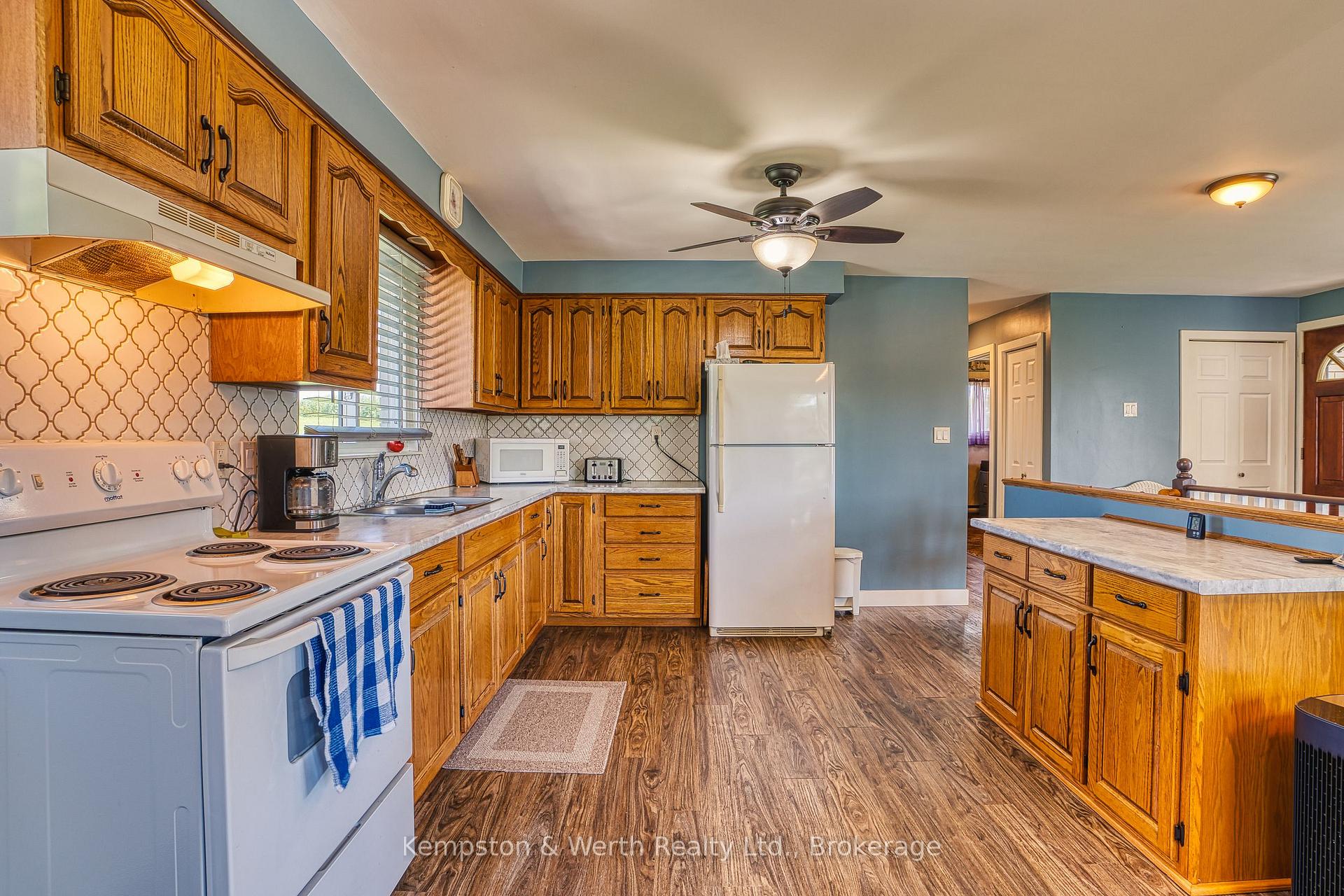 Photo 14 of 8660 146 Road, North Perth, Wallace — HOMEH