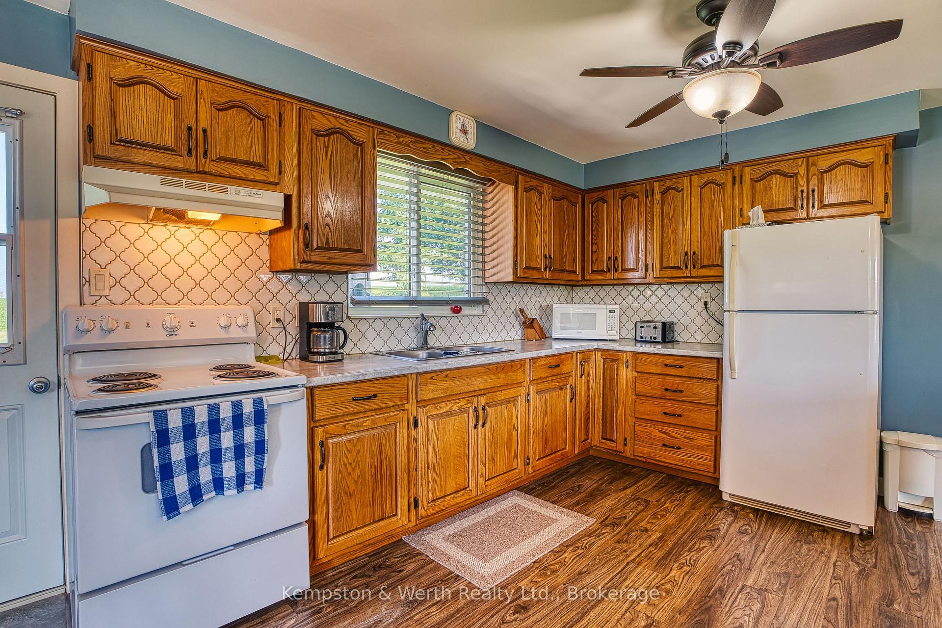 Photo 15 of 8660 146 Road, North Perth, Wallace — HOMEH