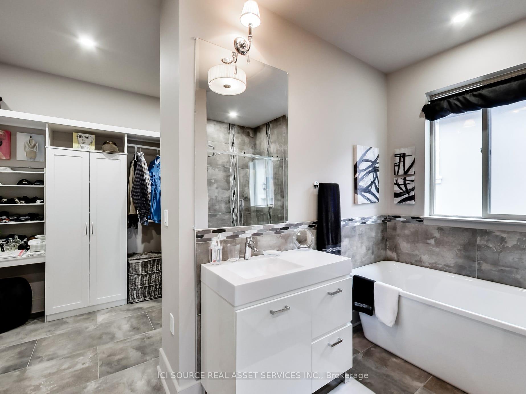 Photo 22 of 6 Renfield Street, Port Colborne, Sugarloaf — HOMEH