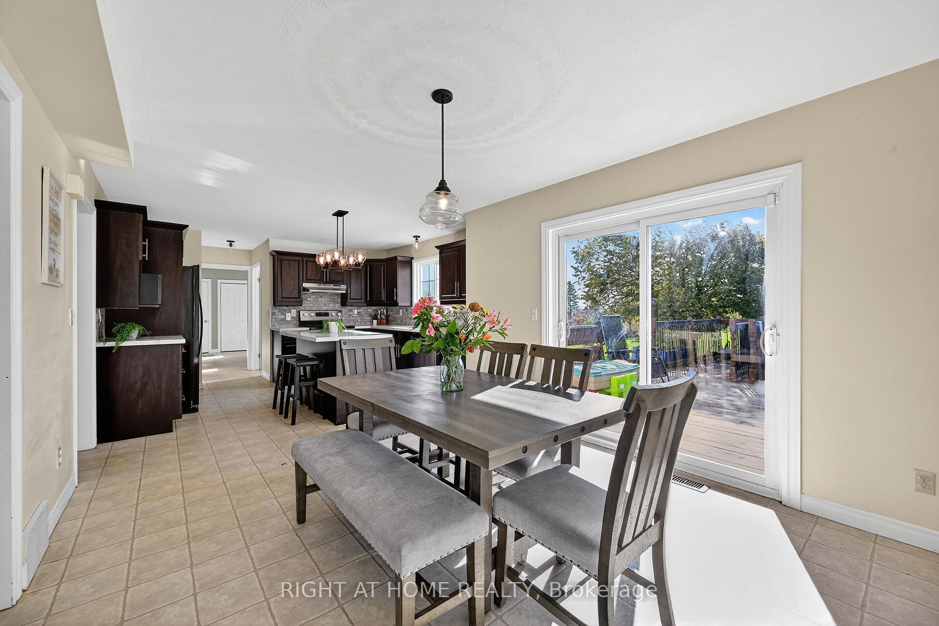 Photo 3 of 8 Talbot Road, Haldimand — HOMEH
