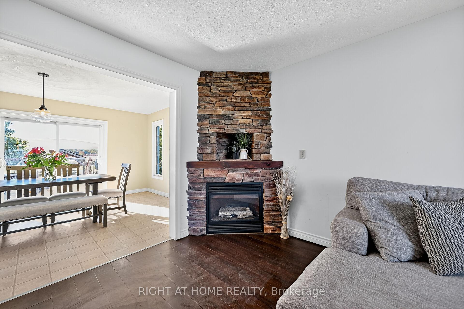 Photo 17 of 8 Talbot Road, Haldimand — HOMEH