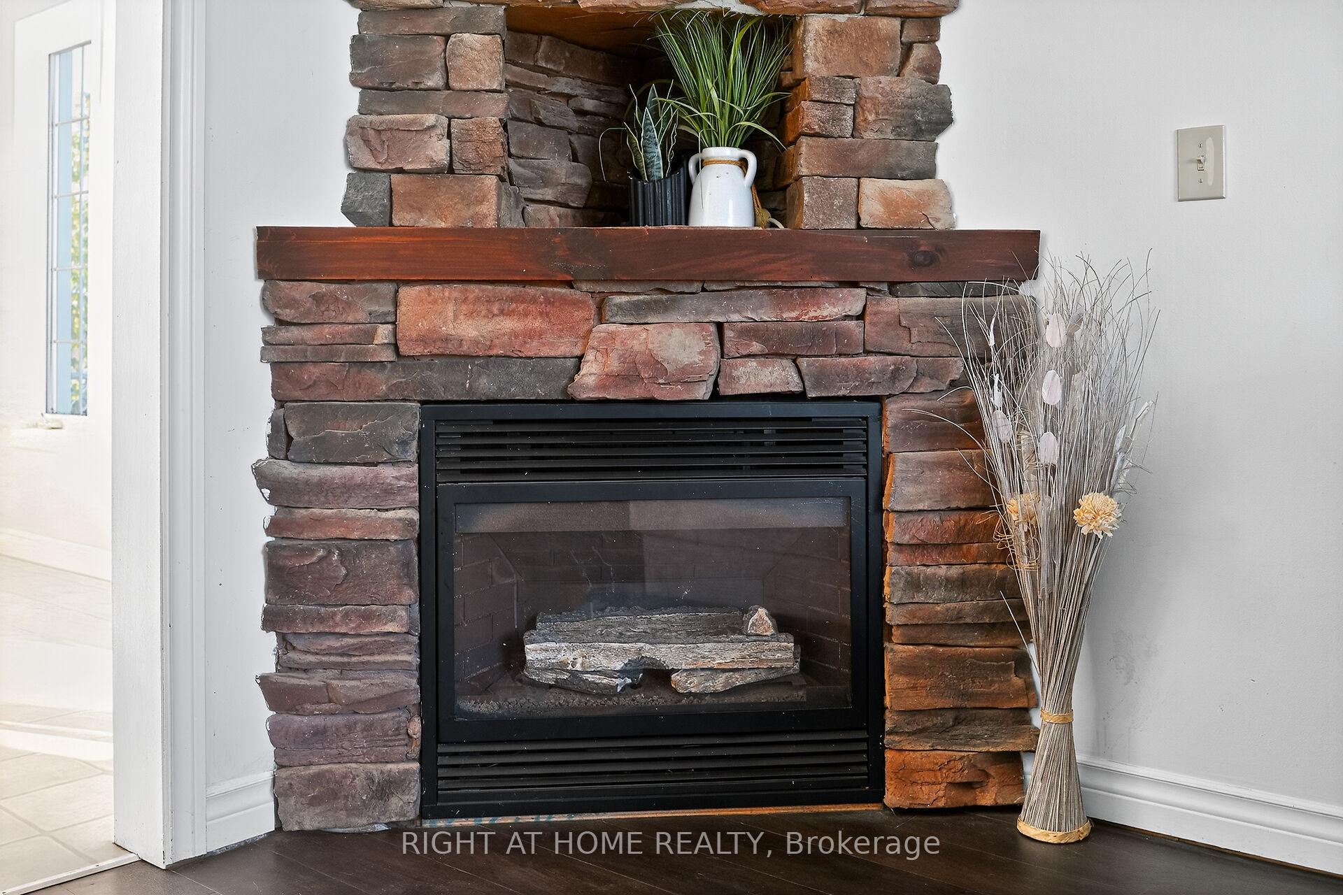 Photo 19 of 8 Talbot Road, Haldimand — HOMEH